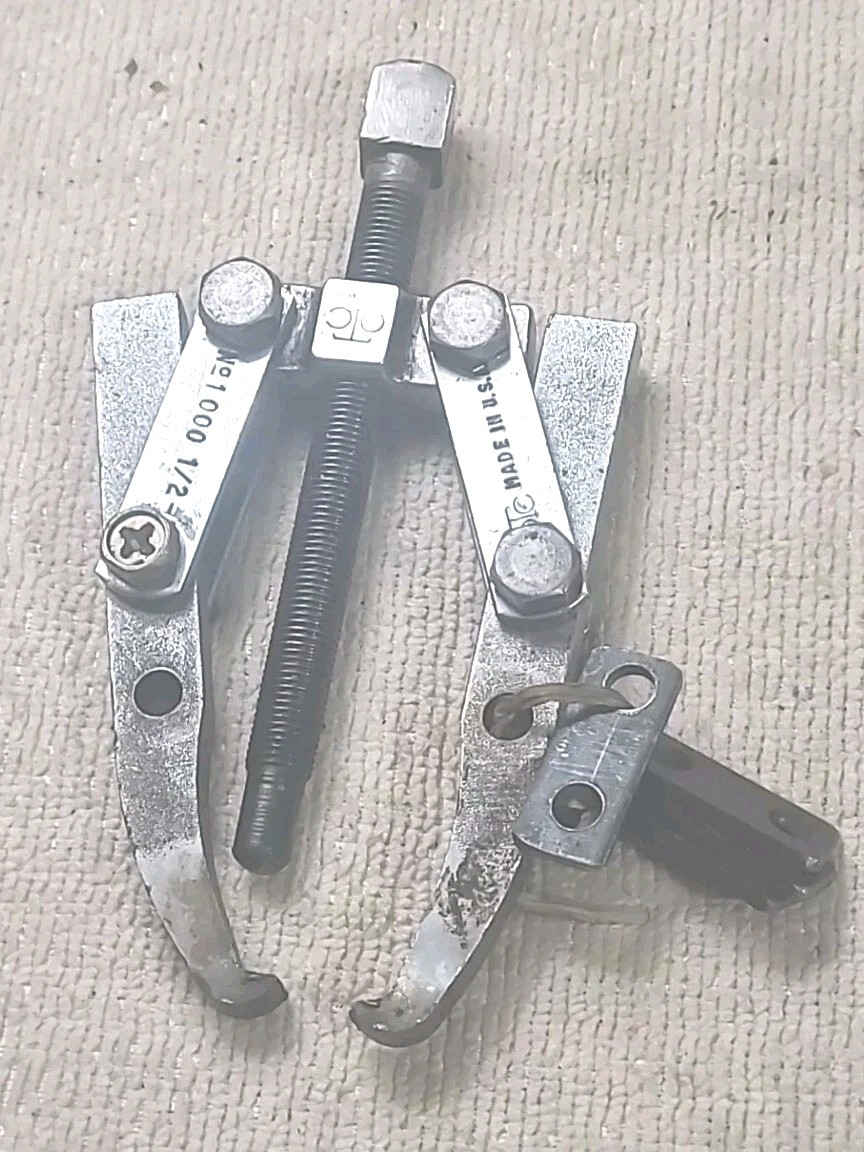 Owatonna (OTC) No. 1000 1/2-L Movable Arm 2 Jaw Gear Puller, USA MADE Tool.