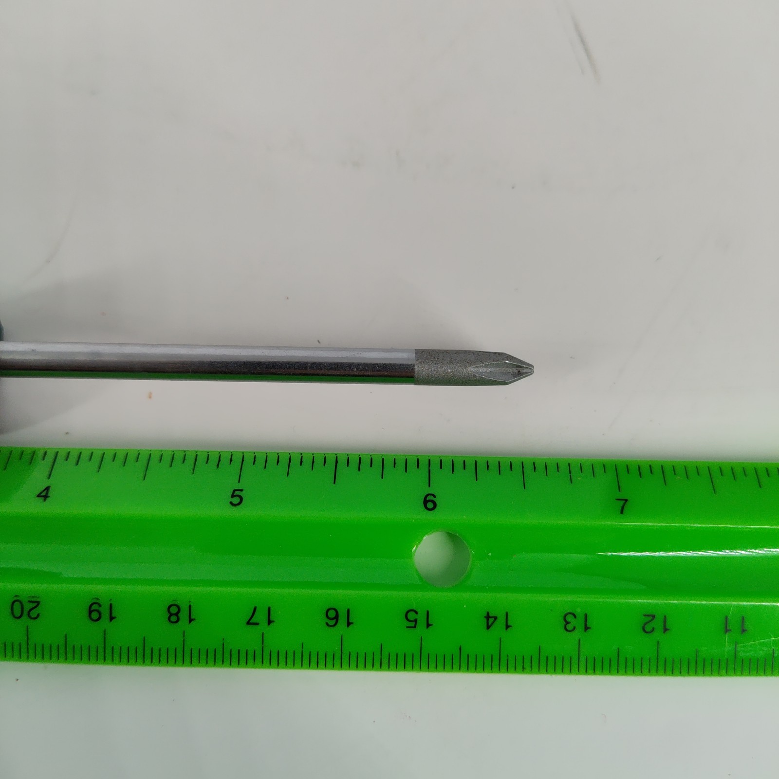 SK 82003 #1 Phillips Screwdriver Green Made in France Looks New