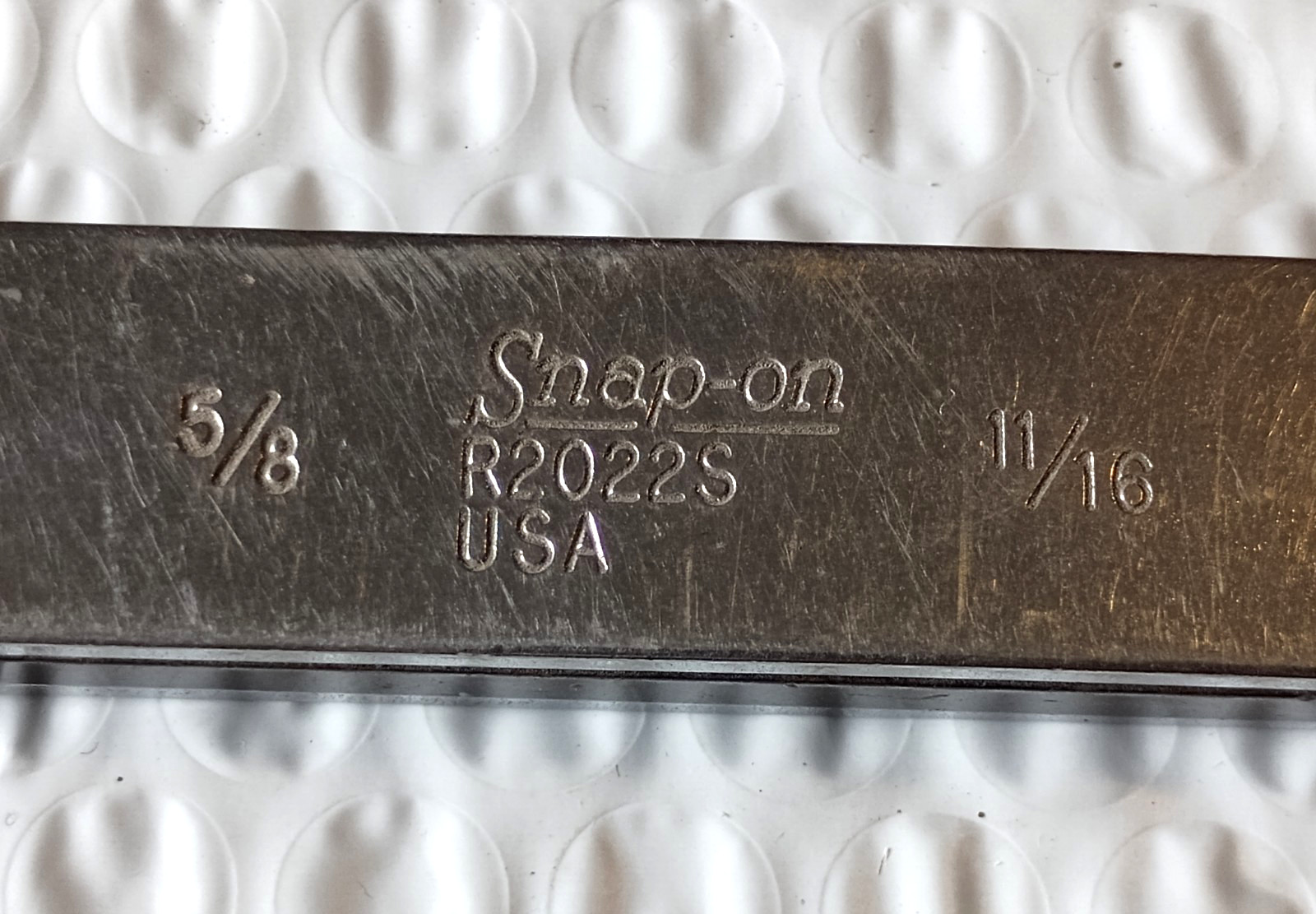 SNAP-ON R2022S, 5/8″ X 11/16″ DBL. RATCHETING BOX WRENCH, 6PT. 7.75″ LONG, 6PT.
