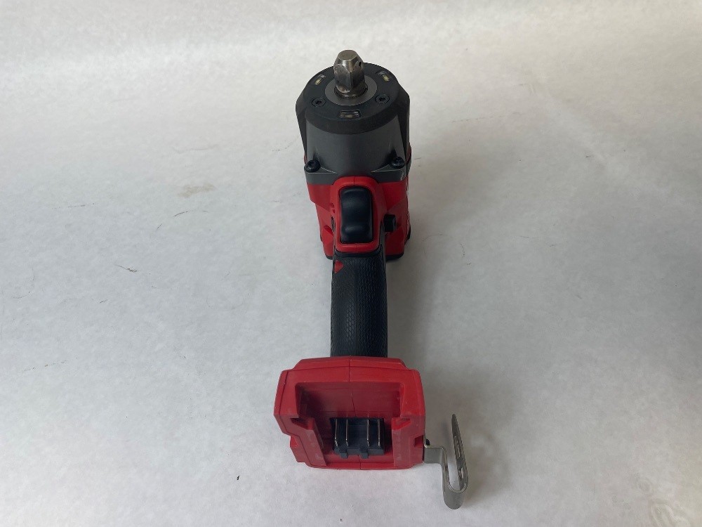 Milwaukee 2962p-20 18V 1/2″ Cordless Mid-Torque Impact Wrench w/ Pin Detent Tool