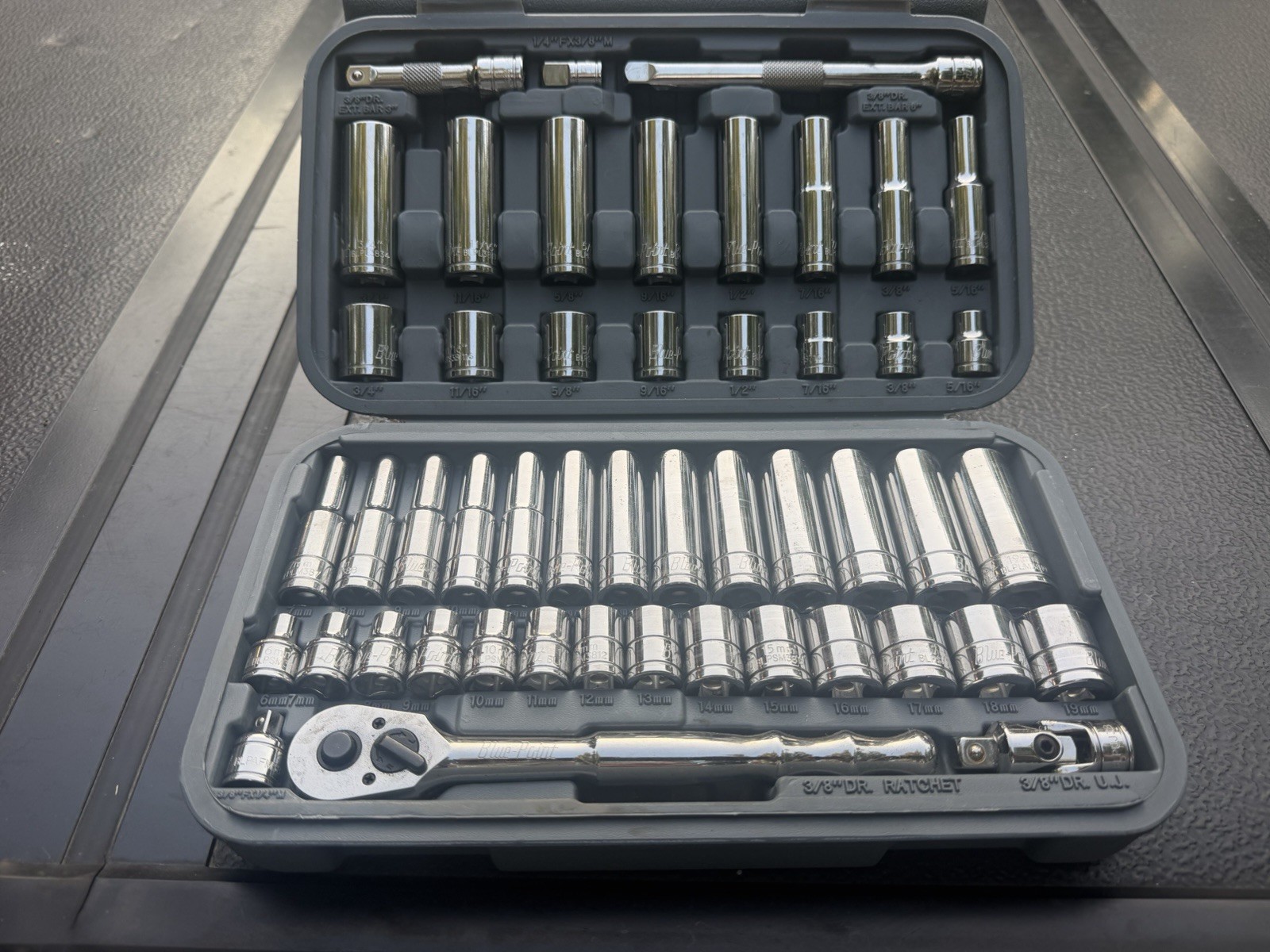Blue-Point General Service Socket Set 3/8″ Drive SAE/Metric BLPGSS3849