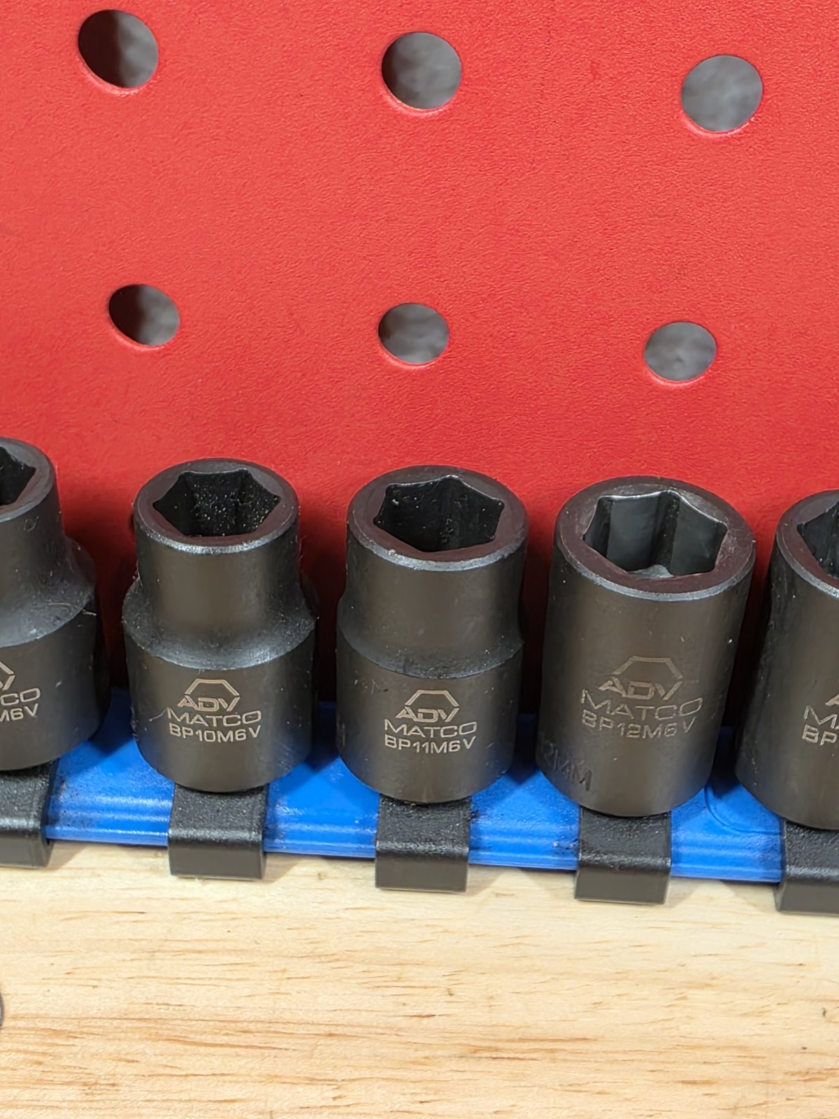 Matco Tools Adv SBPM136V 7-19mm 3/8″ Drive Shallow 6-Point Impact Socket Set