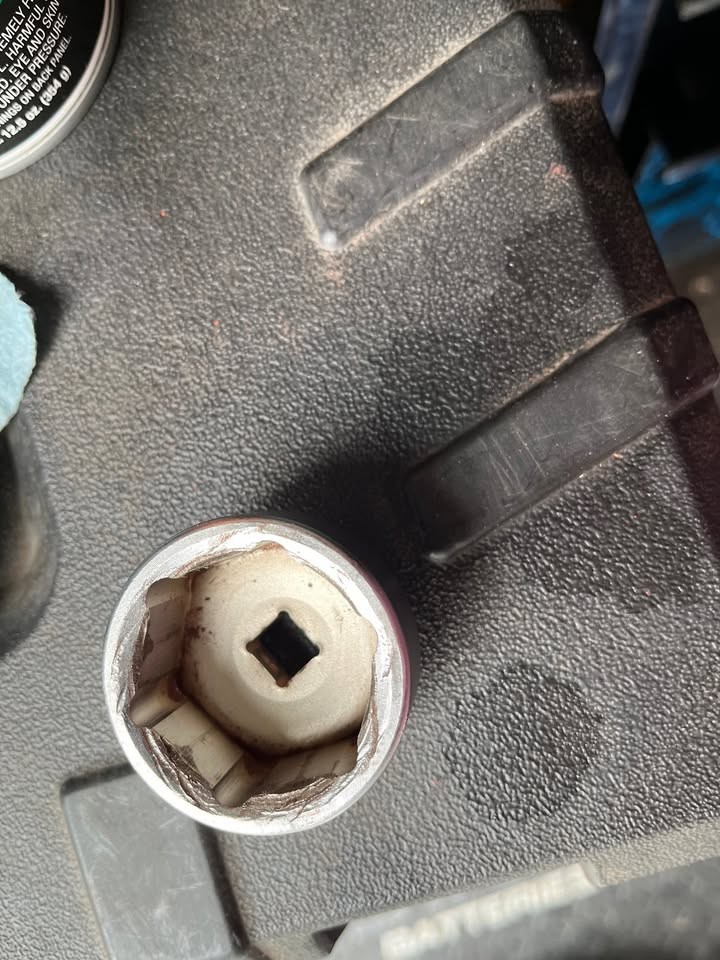 The Assenmacher Specialty Tools (AST) 2136 is a 36mm, 6-point oil filter socket