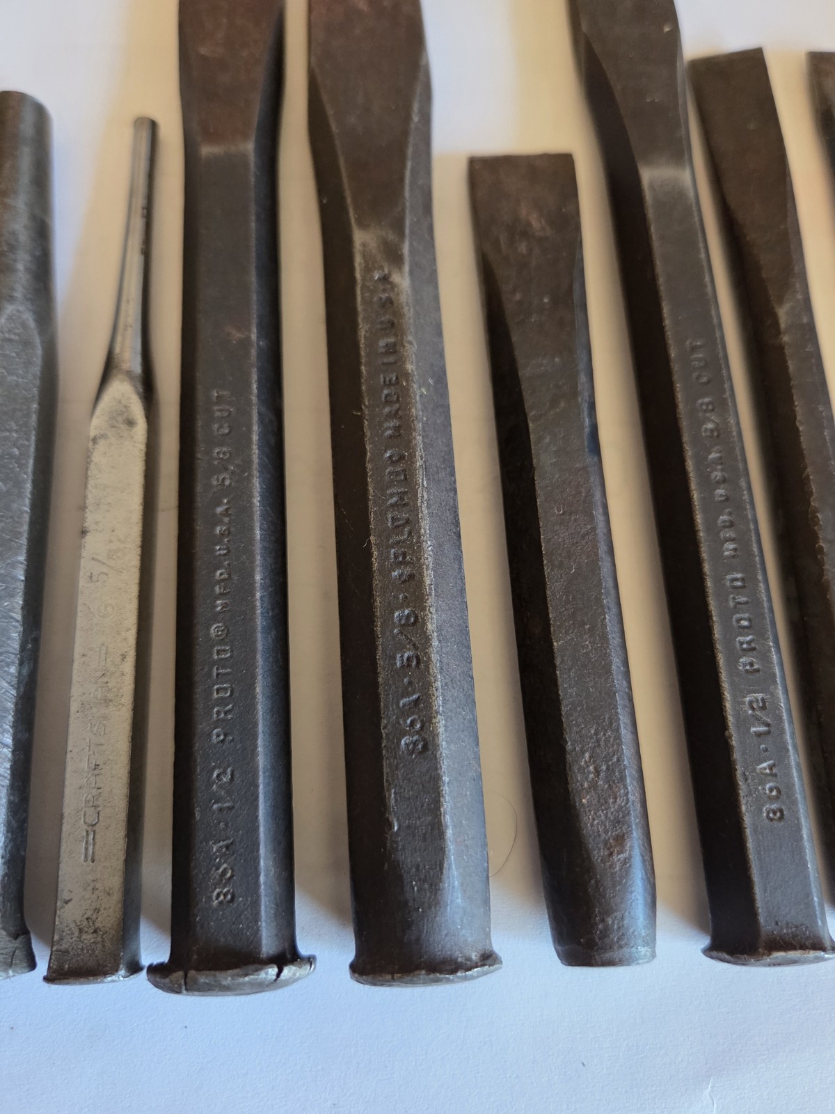 HUGE 17pc PUNCH AND CHISEL SET