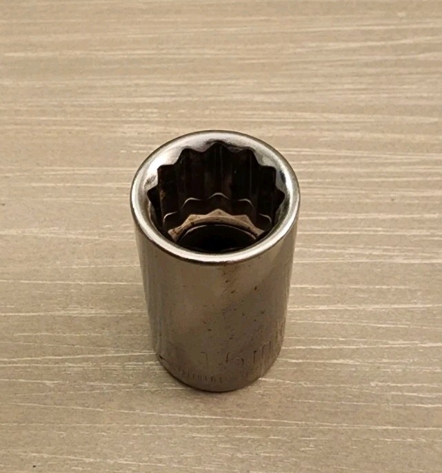 Craftsman 15mm Socket 12 Point 1/2″ Drive Inverted G 44236