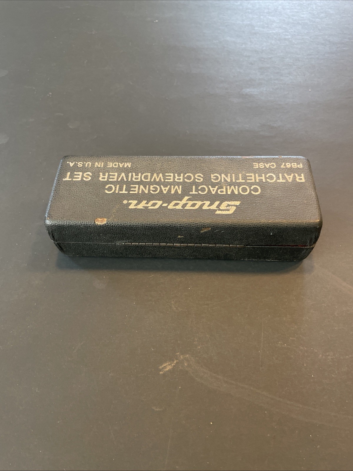 Snap-On SSDMR1 Ratcheting Magnetic Stubby Black Screwdriver With 13 Bits