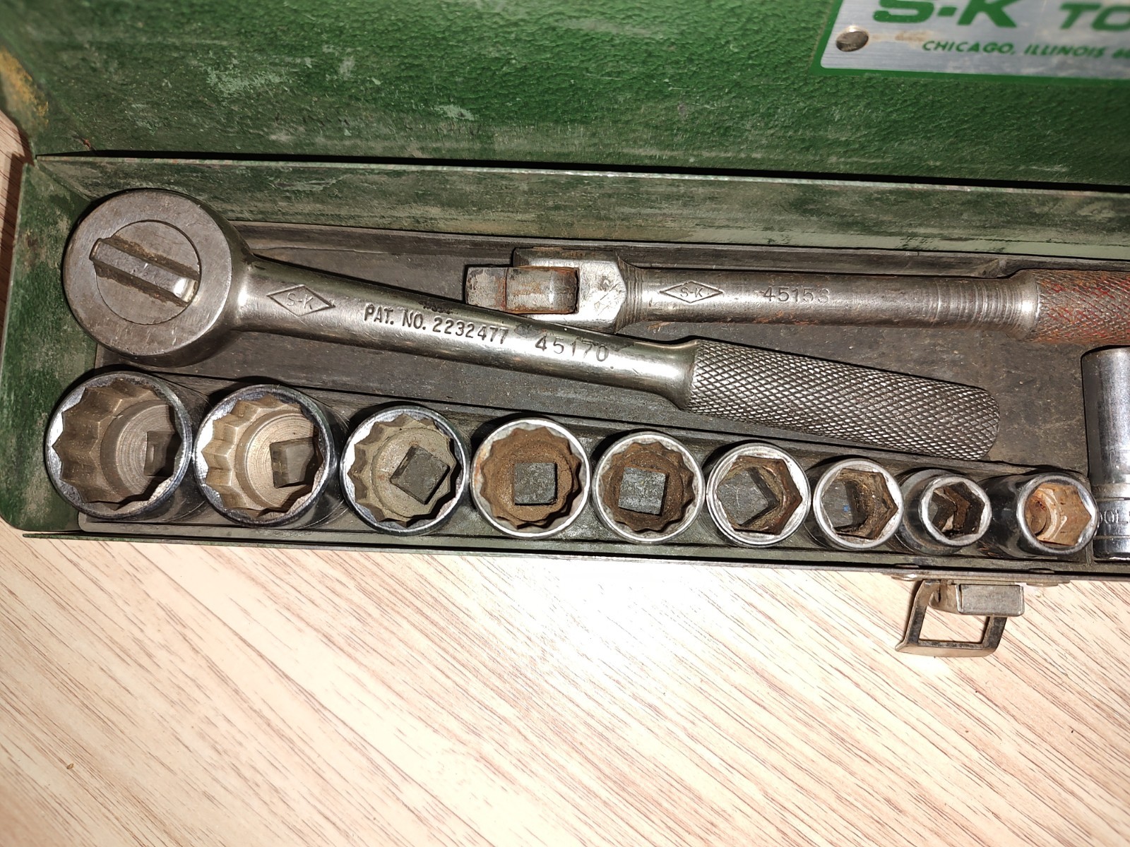 Vintage SK TOOLS 3/8″ Drive Socket Set 18pc W/ Metal Box USA S-K