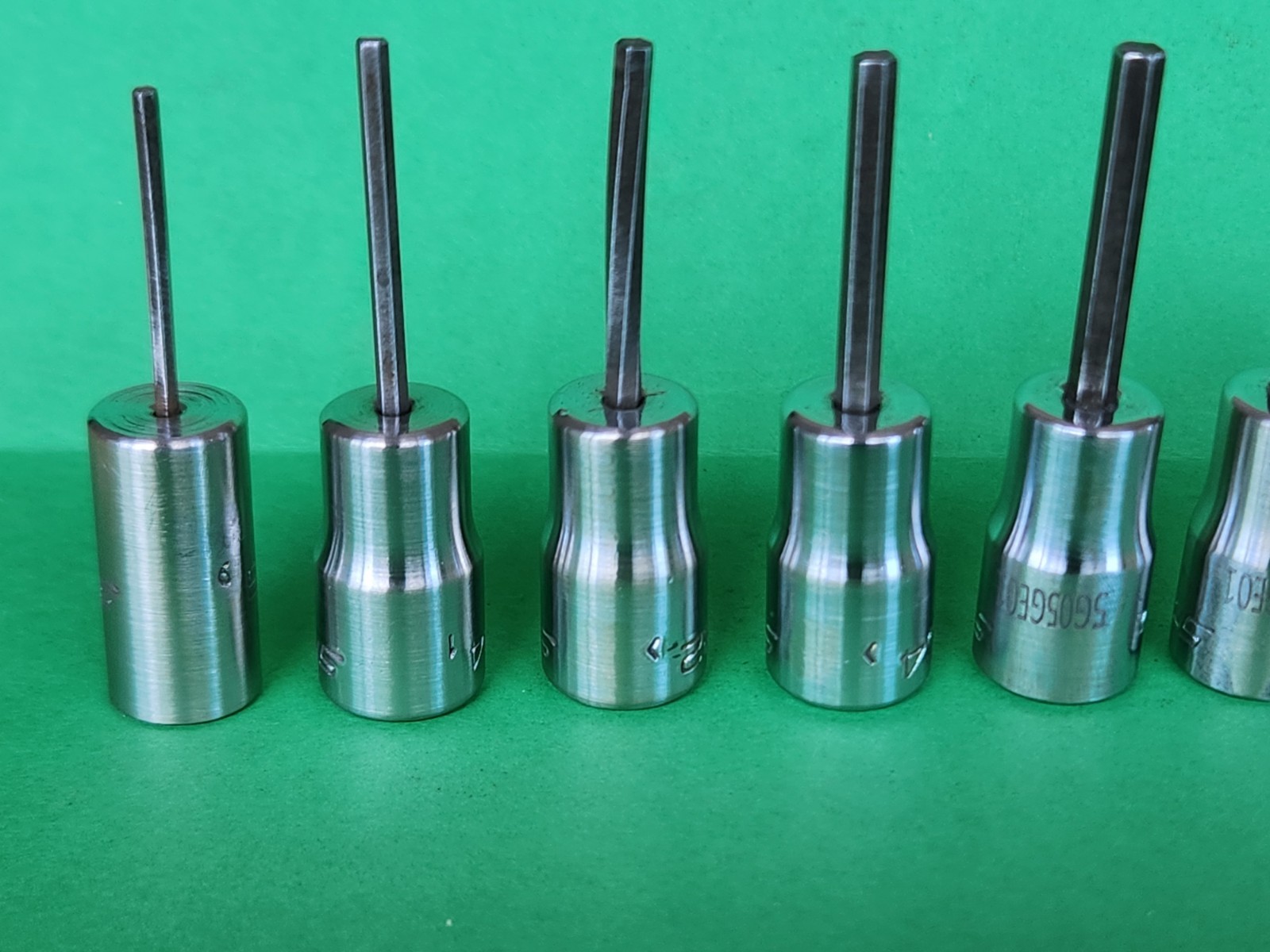 Snap On 9 pc 1/4″ Dr. SAE Hex Driver Bit Socket Set 1/16″-1/4″ V6
