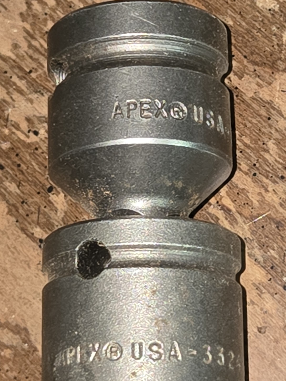 APEX EX-375 3/8 AND 3324-D 3/4 CONNECTED SOCKET AND EXTENSION EXACTLY AS SHOWN