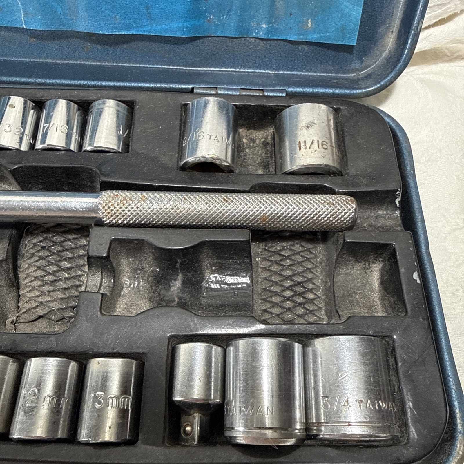 Vintage Blue Metal Case Combination Ratchet Socket Set 19 SAE 13 Metric *Read*