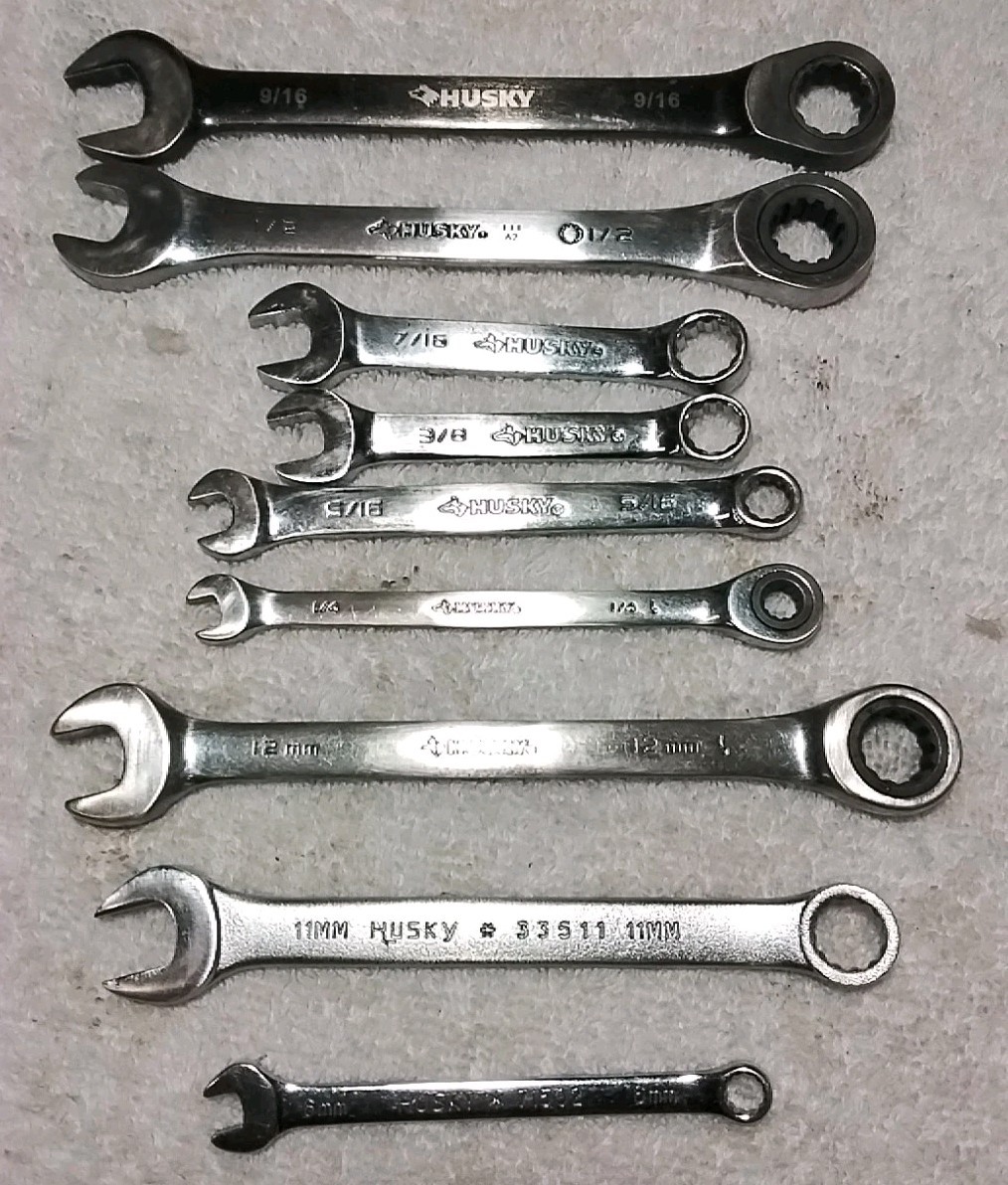 9pc HUSKY SAE-METRIC ASSORTED TYPES & SIZES