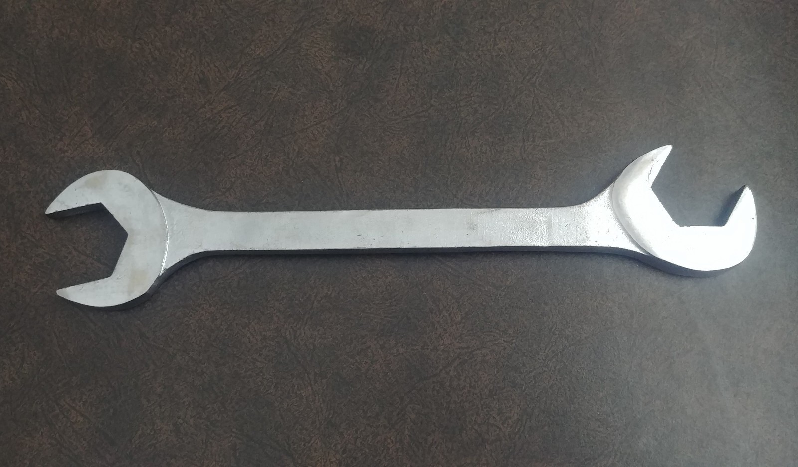 Cornwell 1-1/4″ 4-Way Angled Wrench [AW-4040] *MADE IN USA* *NO OWNERS MARKS*