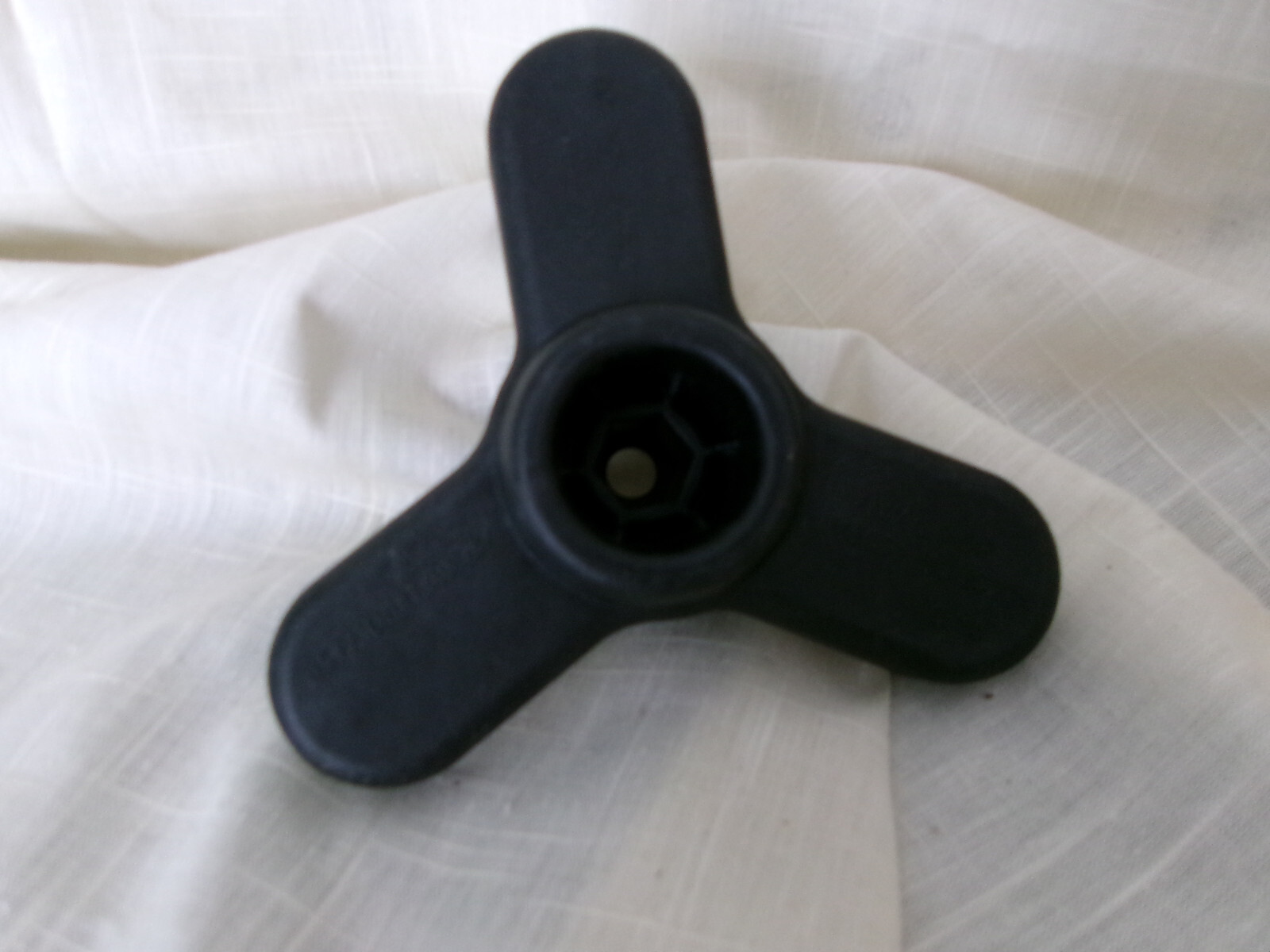 Speciality tool, Black & Yellow Triangle Shape, EUC (TUV)