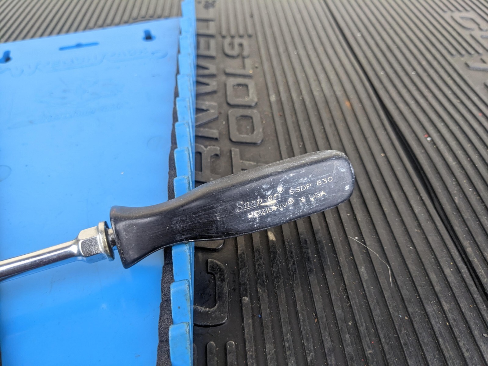 #au899 Snap-on SSDP630 Screwdriver No 3 Phillips 6″ Shaft Black Hard