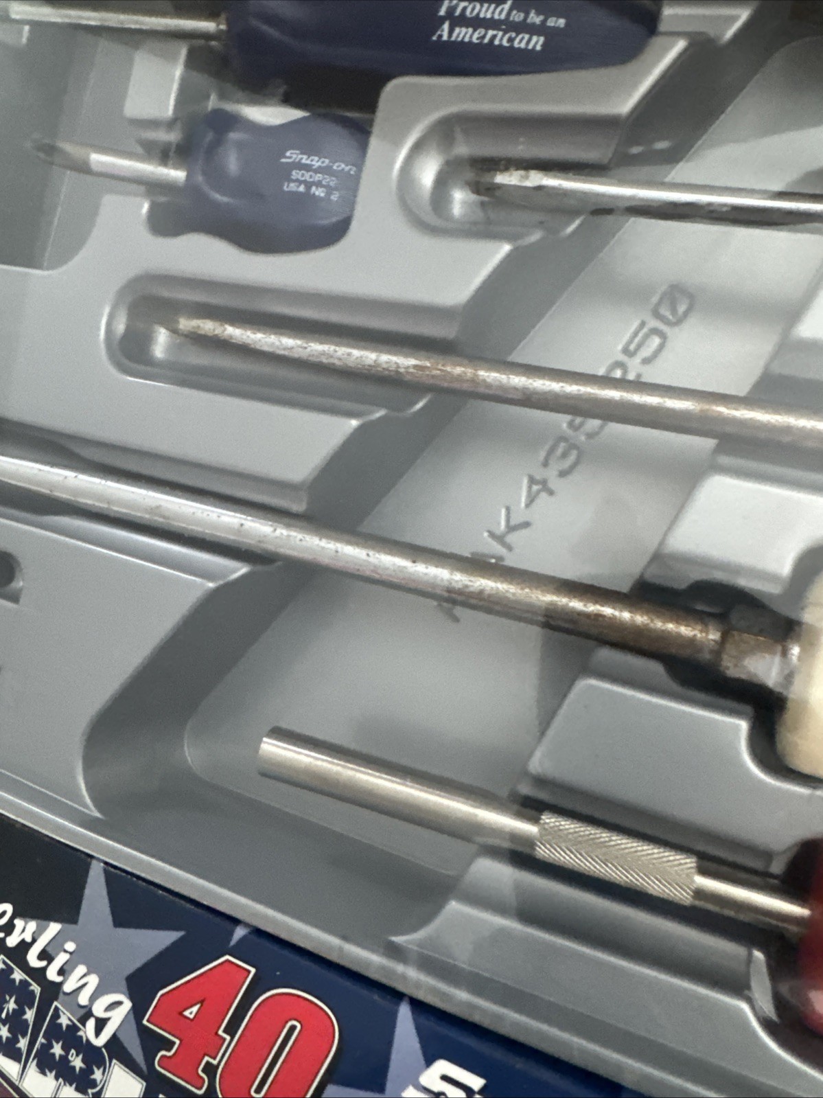 Snap On 9 Piece Red White Blue Hard Handle Screwdriver Set & Ratchet Screwdriver