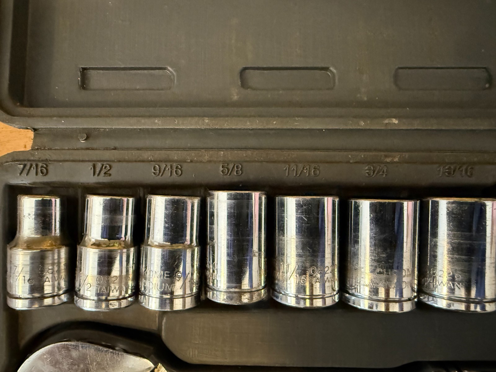 Popular Mechanics 1/2″ Drive SAE Deep Socket Set Ratchet Extension Case Complete