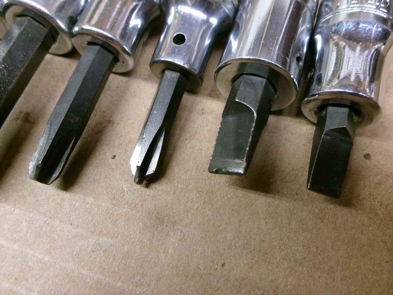 Snap On USA 3/8″ drive 10-Piece Phillips and Flat Tip Socket Set / Lot