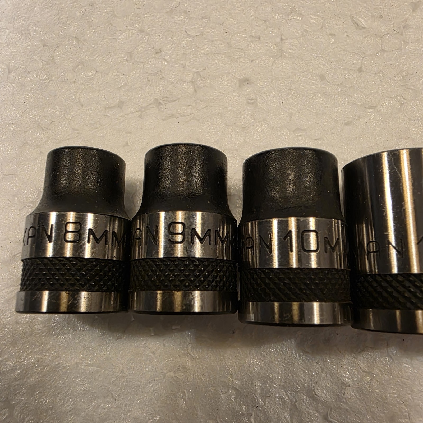 Craftsman Ratchet Socket Set 3/8″ Drive 24963 19 Peice SAE & Metric Black Oxide