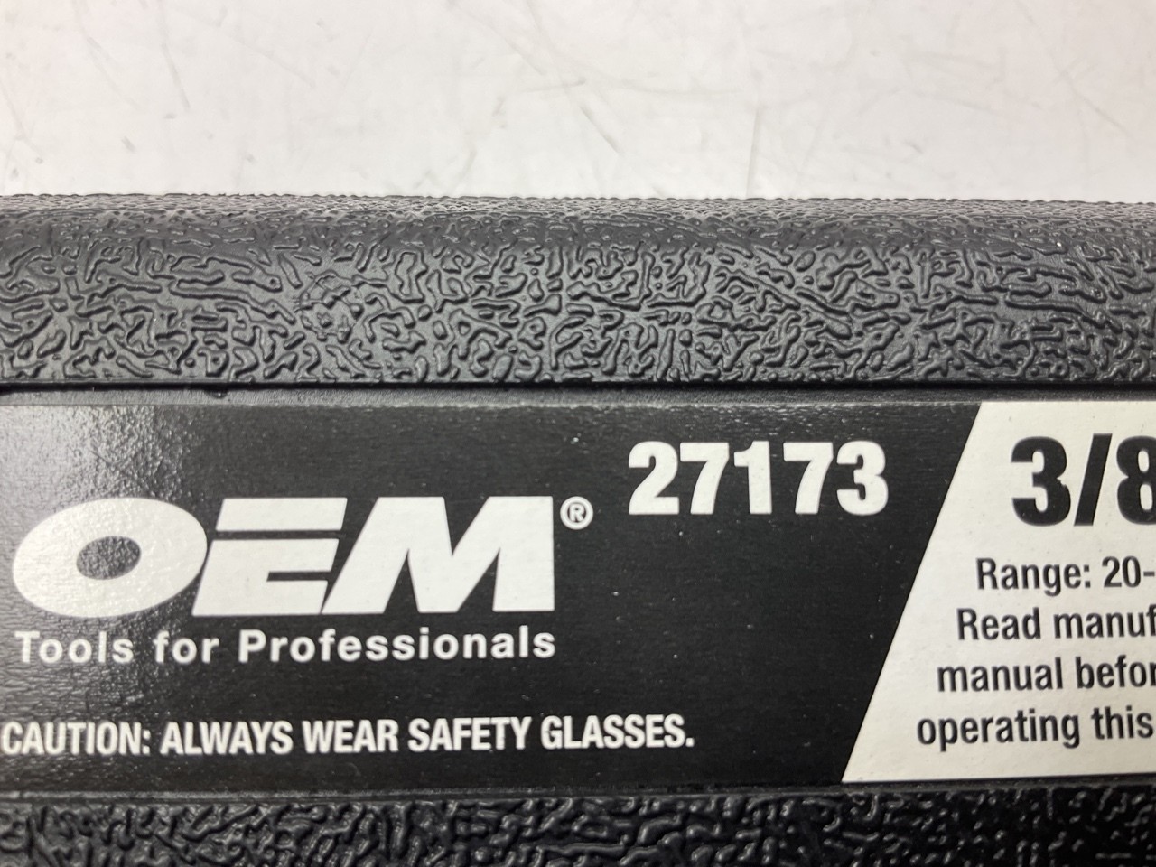 USED – OEM Tools 27173 3/8″ Drive Click Style Torque Wrench 20-200 Inch/Lbs.