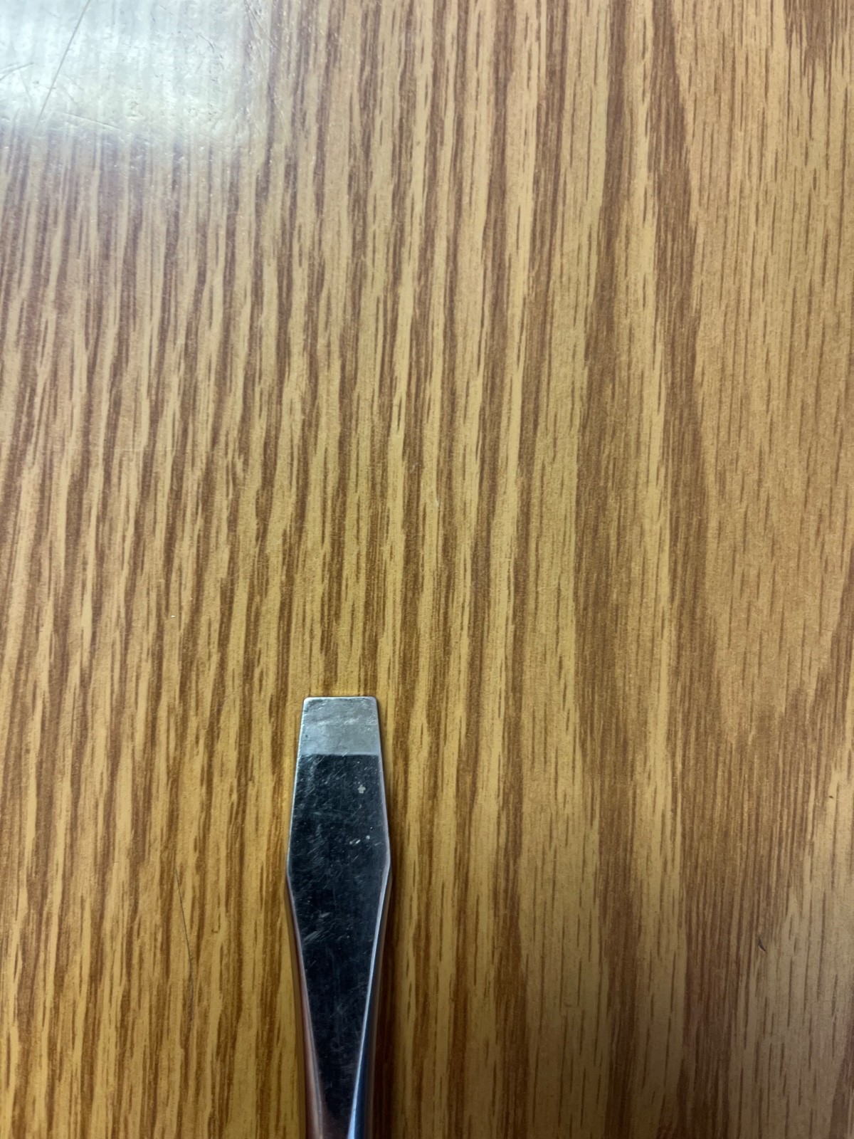 SNAP ON = SDD8A – GRAY HANDLE FLAT/SLOTTED SCREWDRIVER – 13.5″ LONT – LOC#235