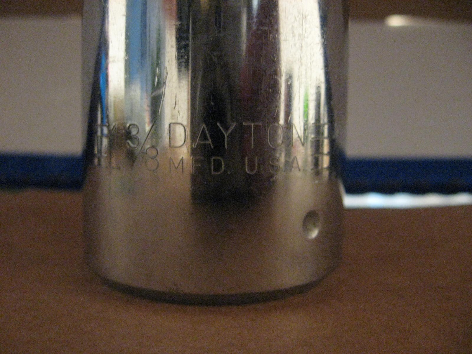 Dayton 1-3/8″ x 3/4 drive 12 point socket Made in USA inch and 3/8