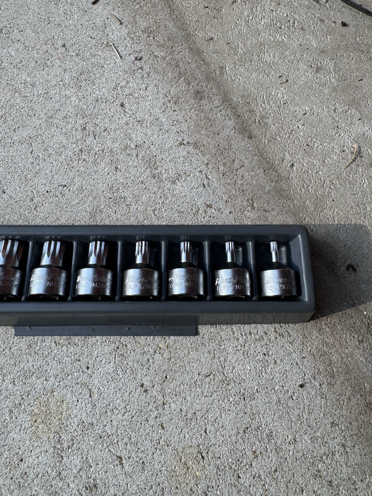 Blue Point BLPXZNM389 9pc 3/8″ Drive Triple Square Bit Stubby Socket Driver Set