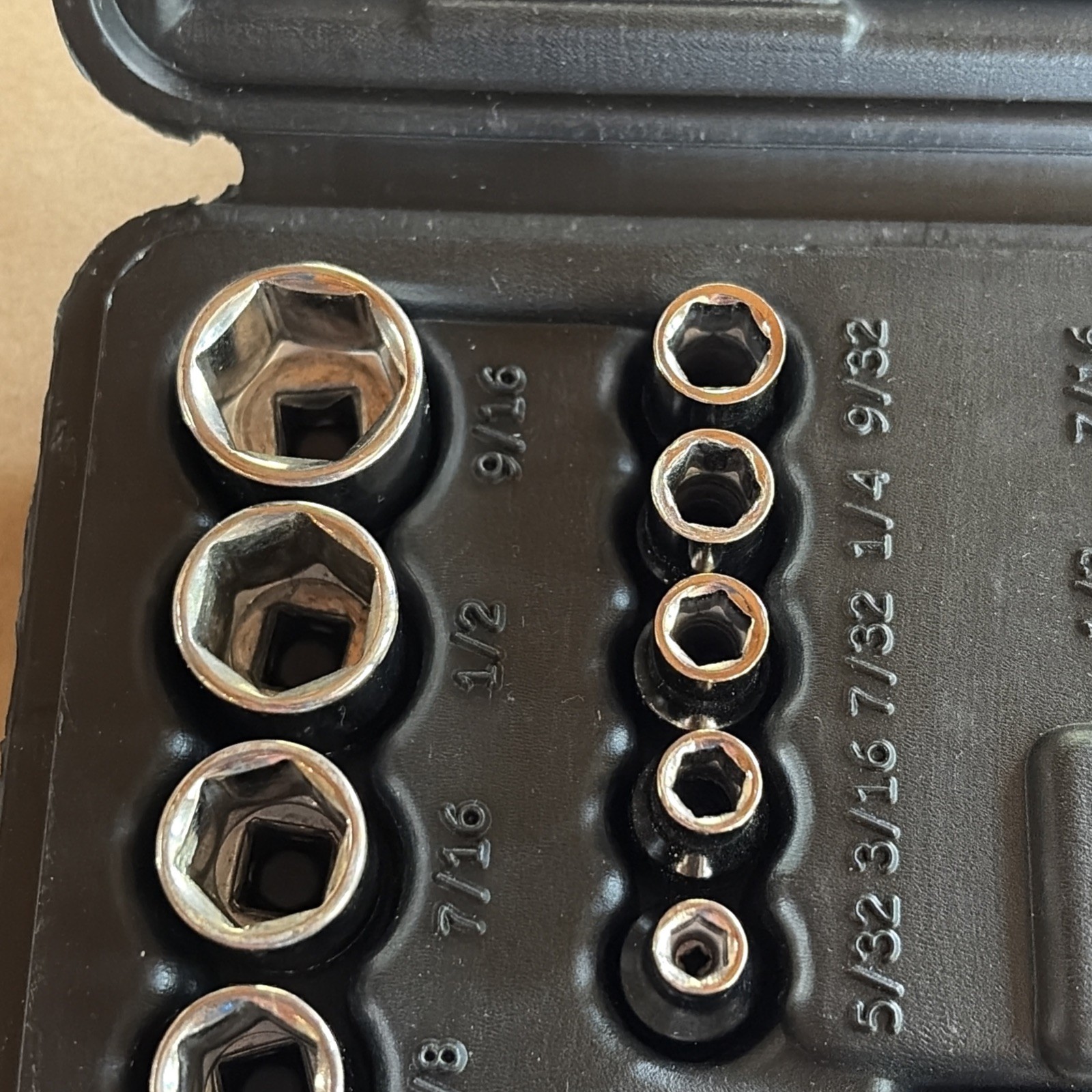 19 Piece Vintage Craftsman 34800 1/4″ Drive SAE Socket Set With Case – USA