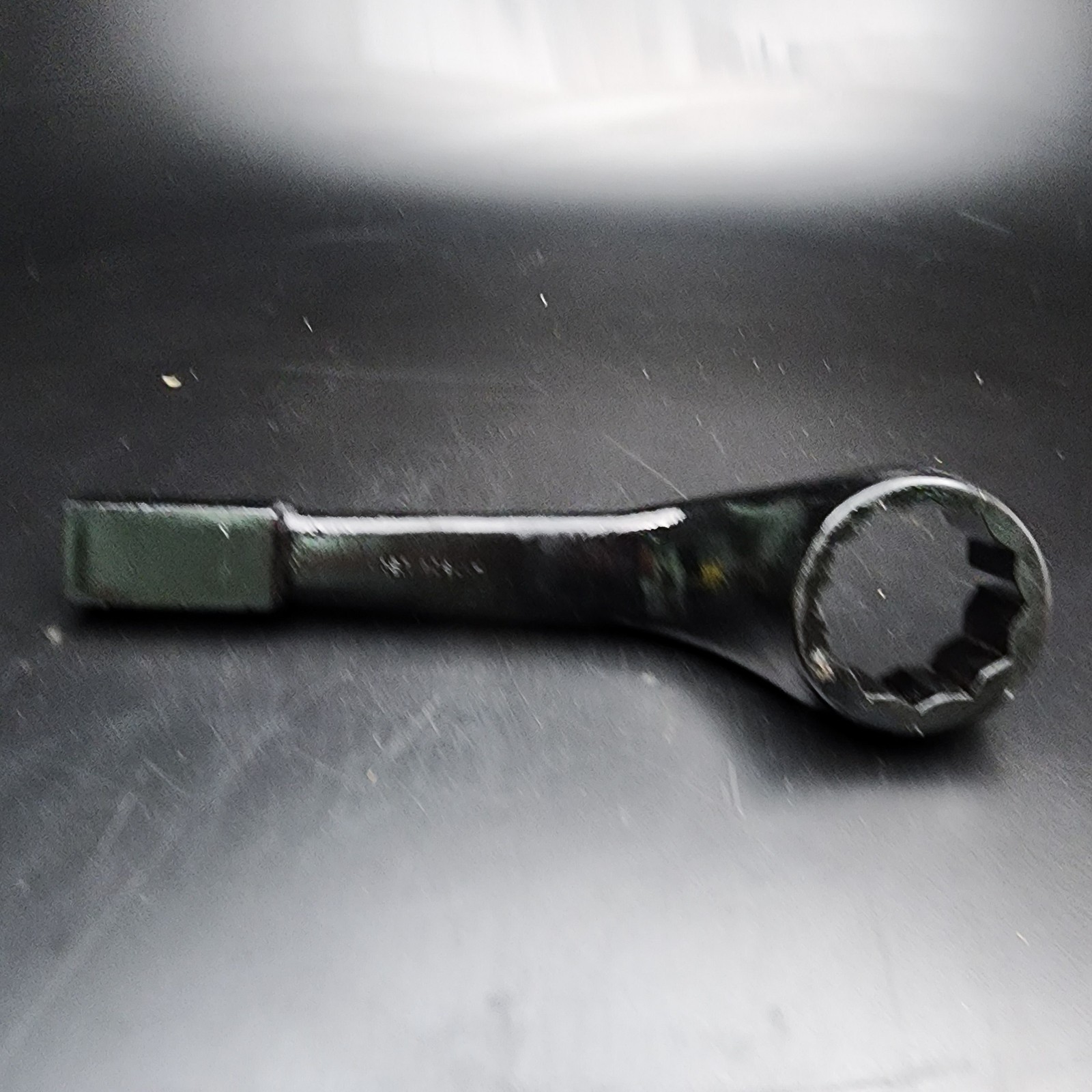 2-7/16″ 12-Point SAE Flank Drive Heavy-Duty Straight Handle Slugging Wrench
