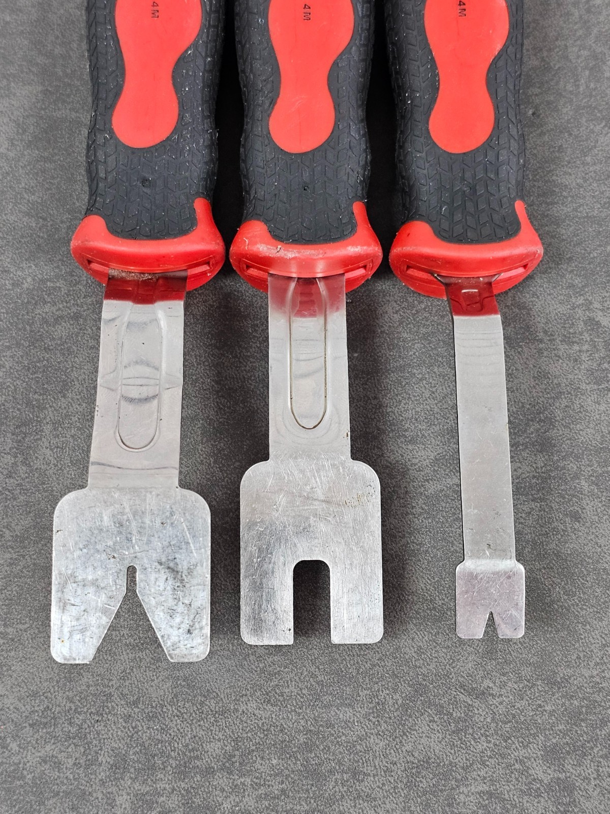 Mac Tools 4pc Upholstery Trim & Panel Removal Tools UT018 UT026 UT027 UT029