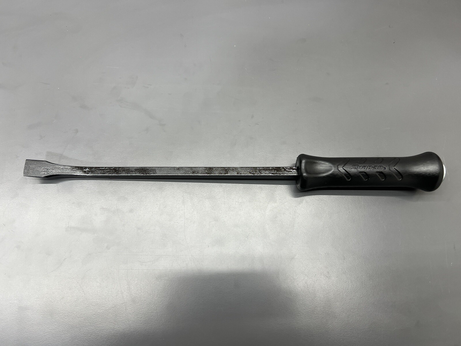 (J) SNAP-ON TOOLS SPBS18A 18” STRIKING PRY BAR BLACK HANDLE – BRAND NEW – USA