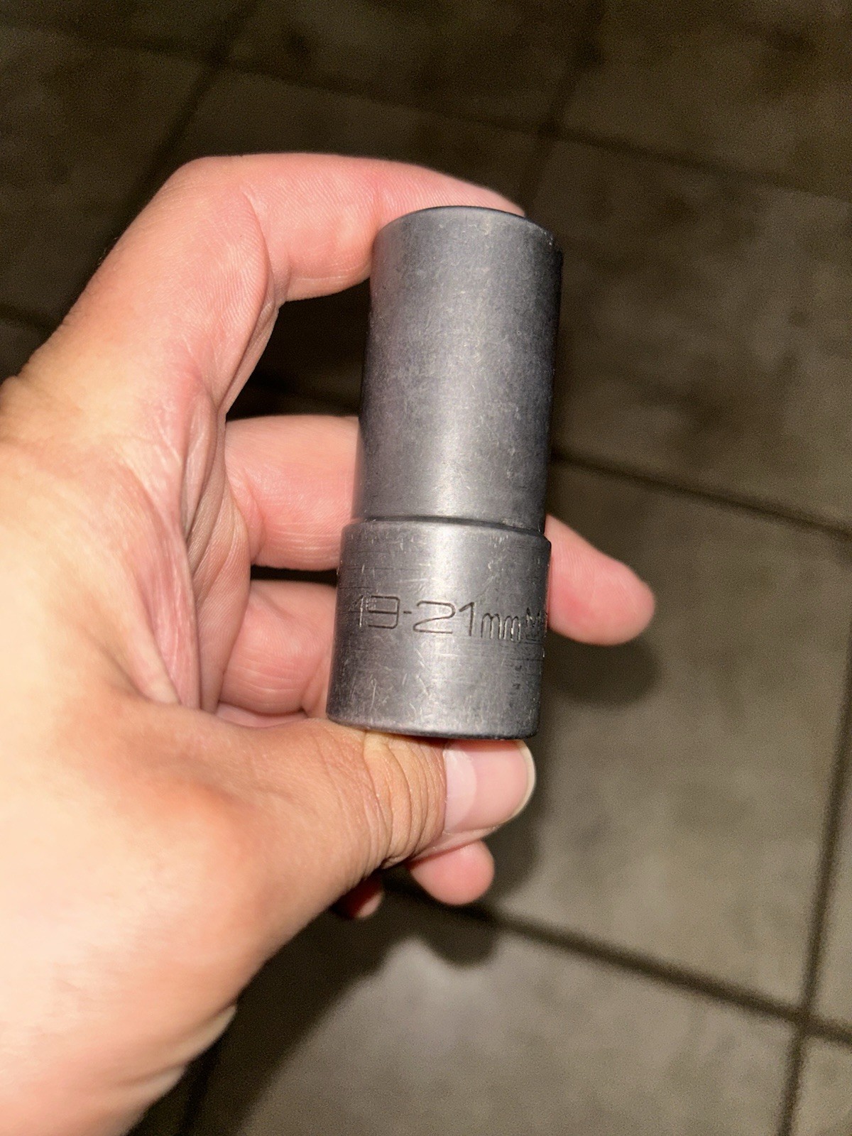 1/2″ DRIVE 19MM X 21MM METRIC 6 POINT FLIP SOCKET