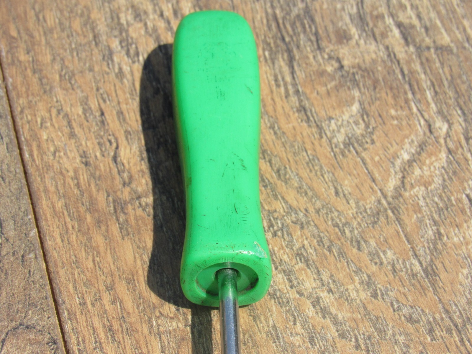 MATCO FLAT TIP STRAGHT 6 3/4″ BLADE SLOTED GREEN HANDLE SCREWDRIVER 10 1/4″ OAL