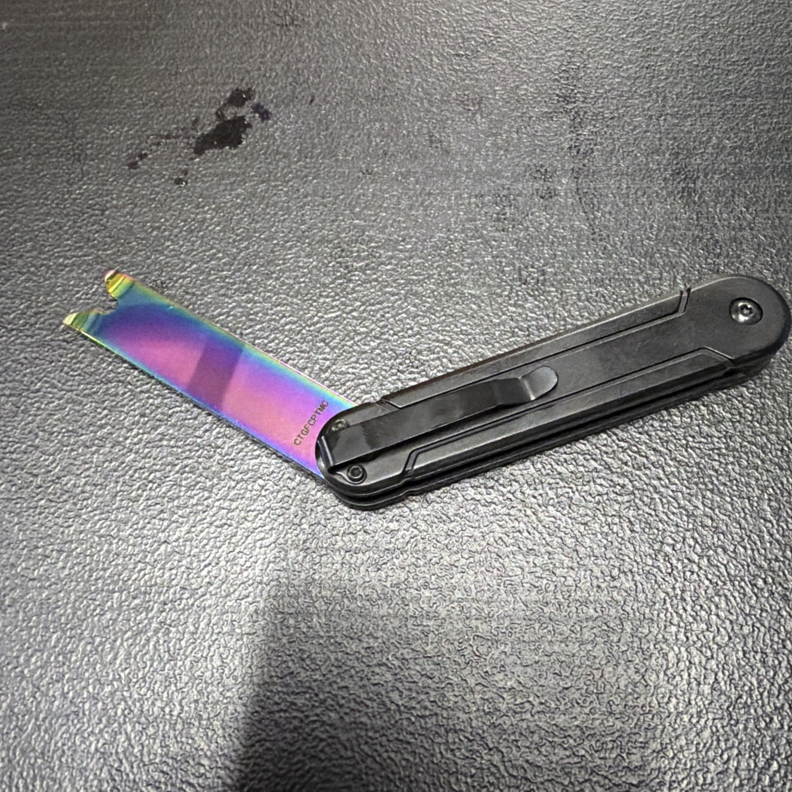 Cornwell CTGFCPTMC Folding Clip Lifter-MULTI COLOR