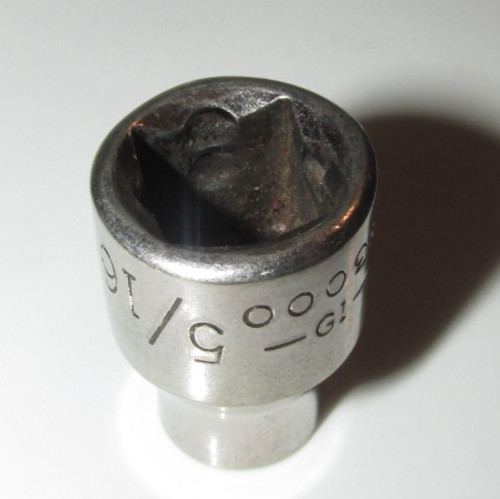 T #143 – Craftsman Tools 5/16″ Socket 6 Point 3/8″ Drive Inverted G1-43000 USA