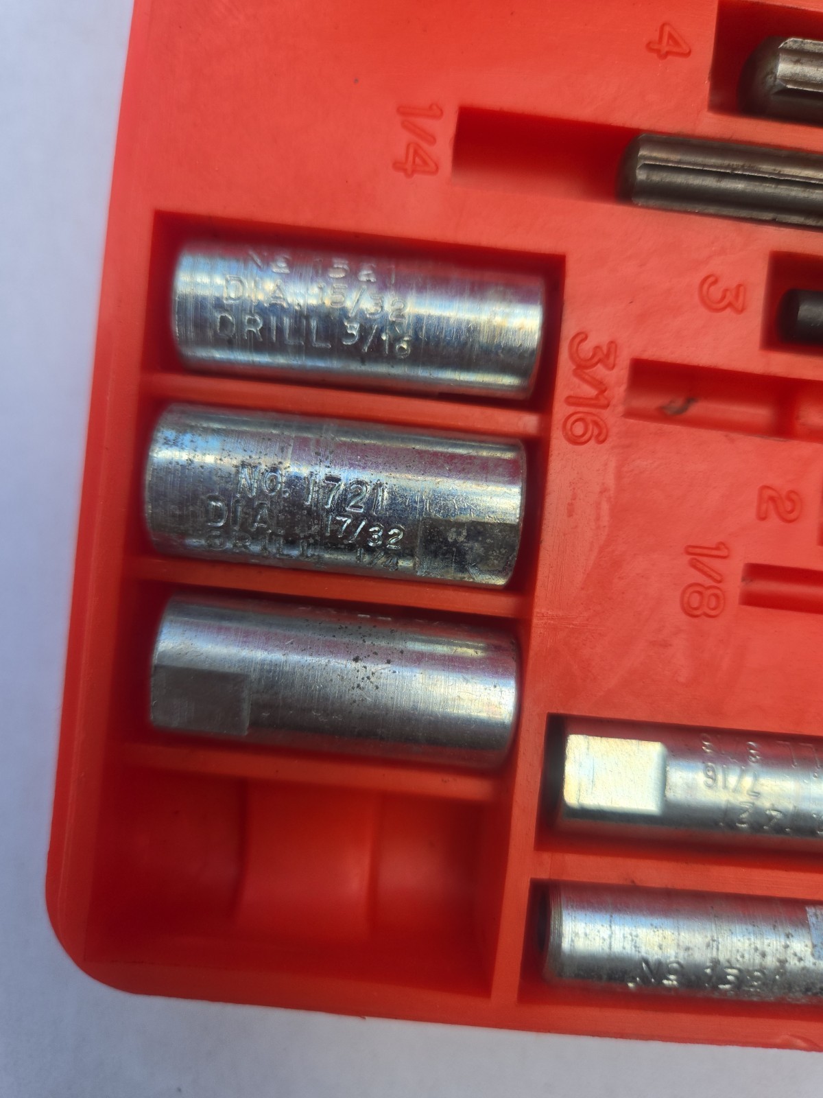 BLUE POINT No. 1020 Screw Extractor Set, MISSING PIECES, PARTIAL SET, AS IS