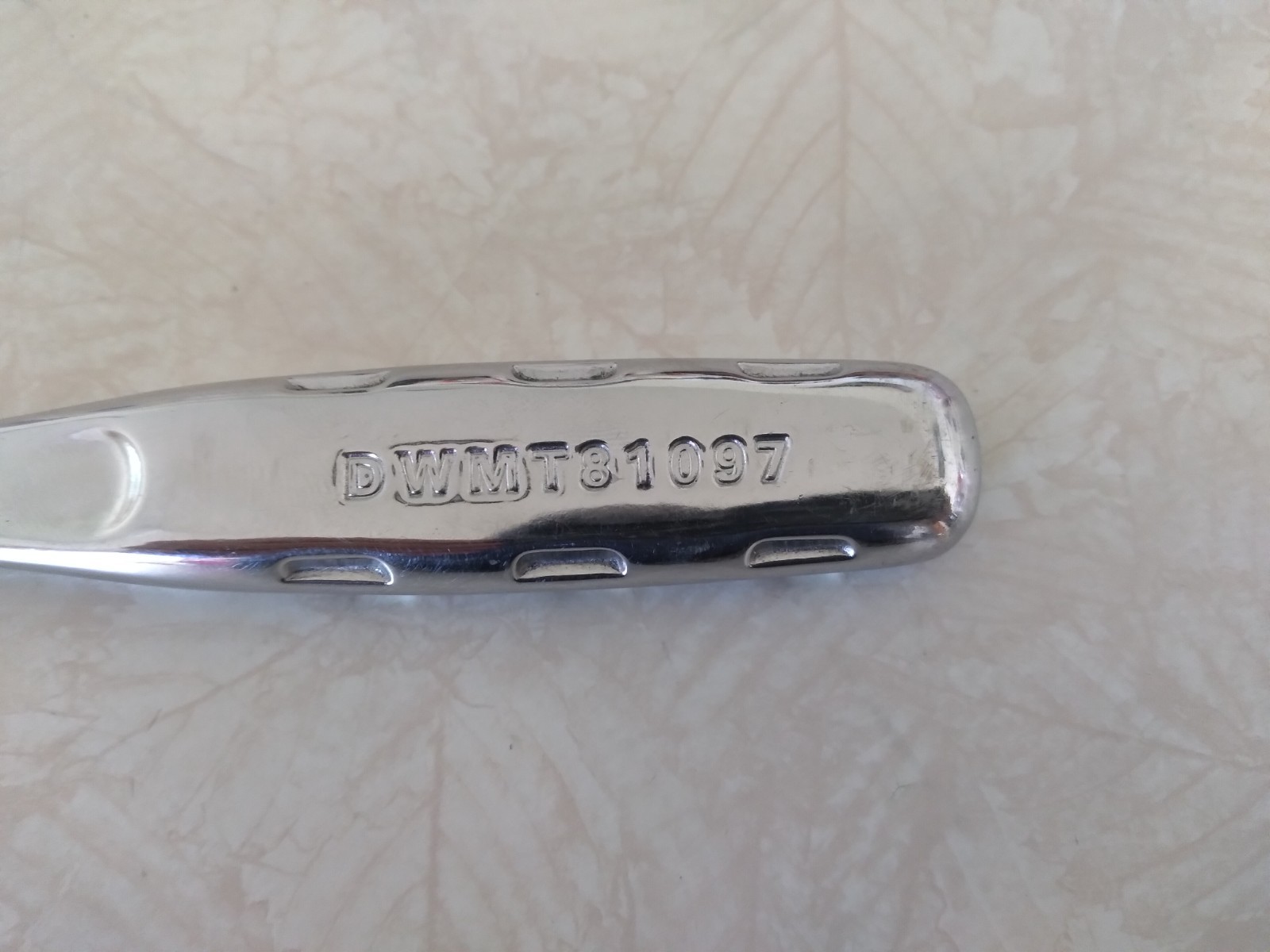 DEWALT 3/8″ DRIVE QUICK RELEASE RATCHET DWMT81097 NICE