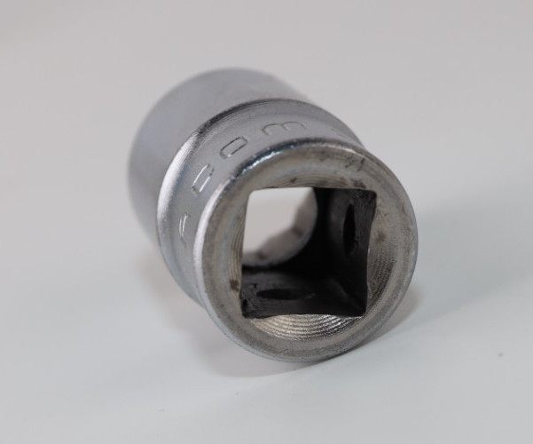 Facom 11/16″ AF Socket 1/2″ Drive 12-Point Made in France
