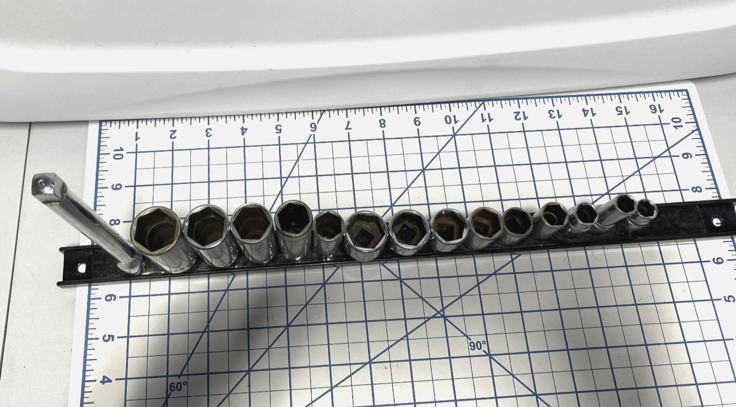 MAC Tools Asst Lot (14) SAE 3/8” drive Sockets 3/8” – 13/16” + Ext & Mag Holder