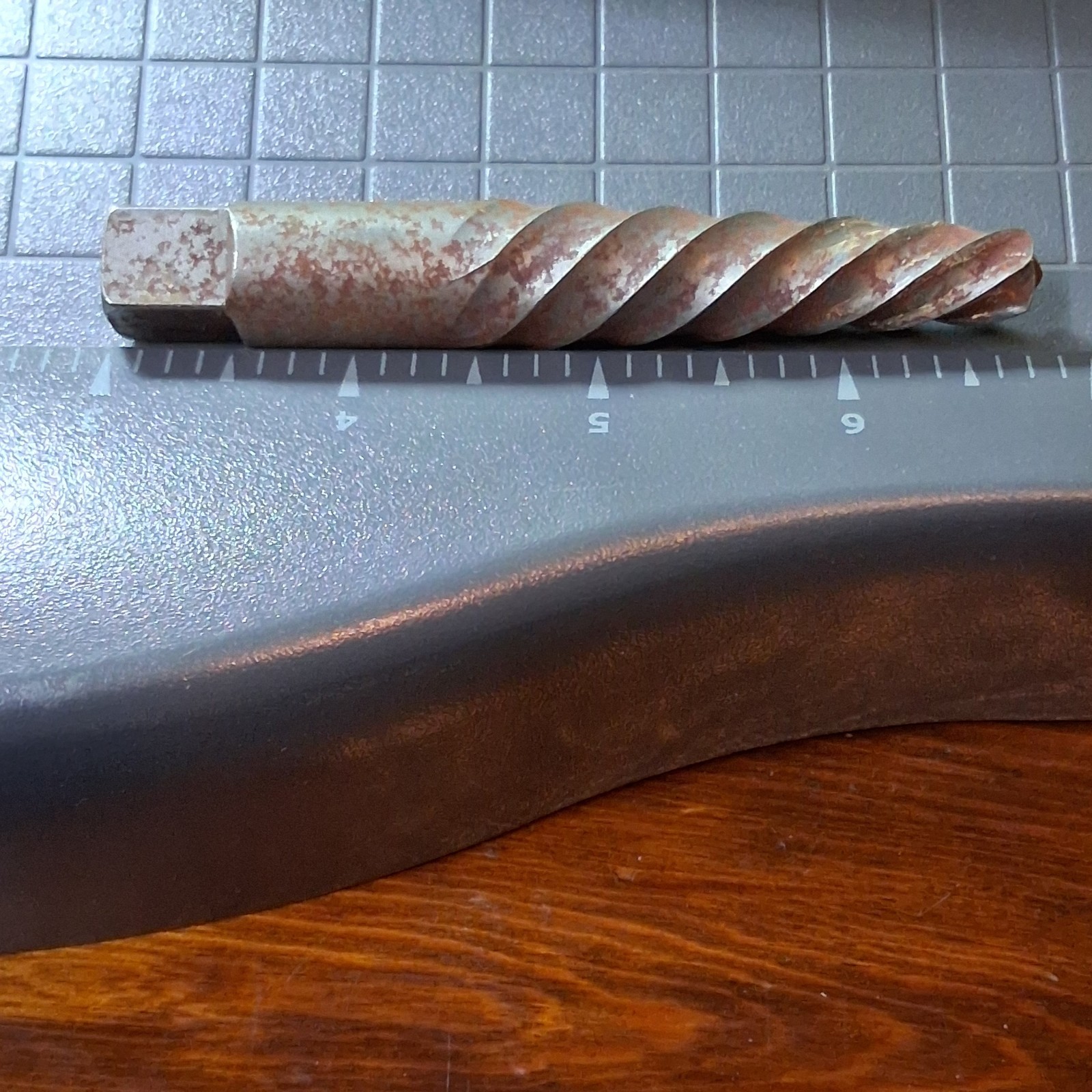 Vintage #6 Twist 9/16″ Bolt Extractor Bit