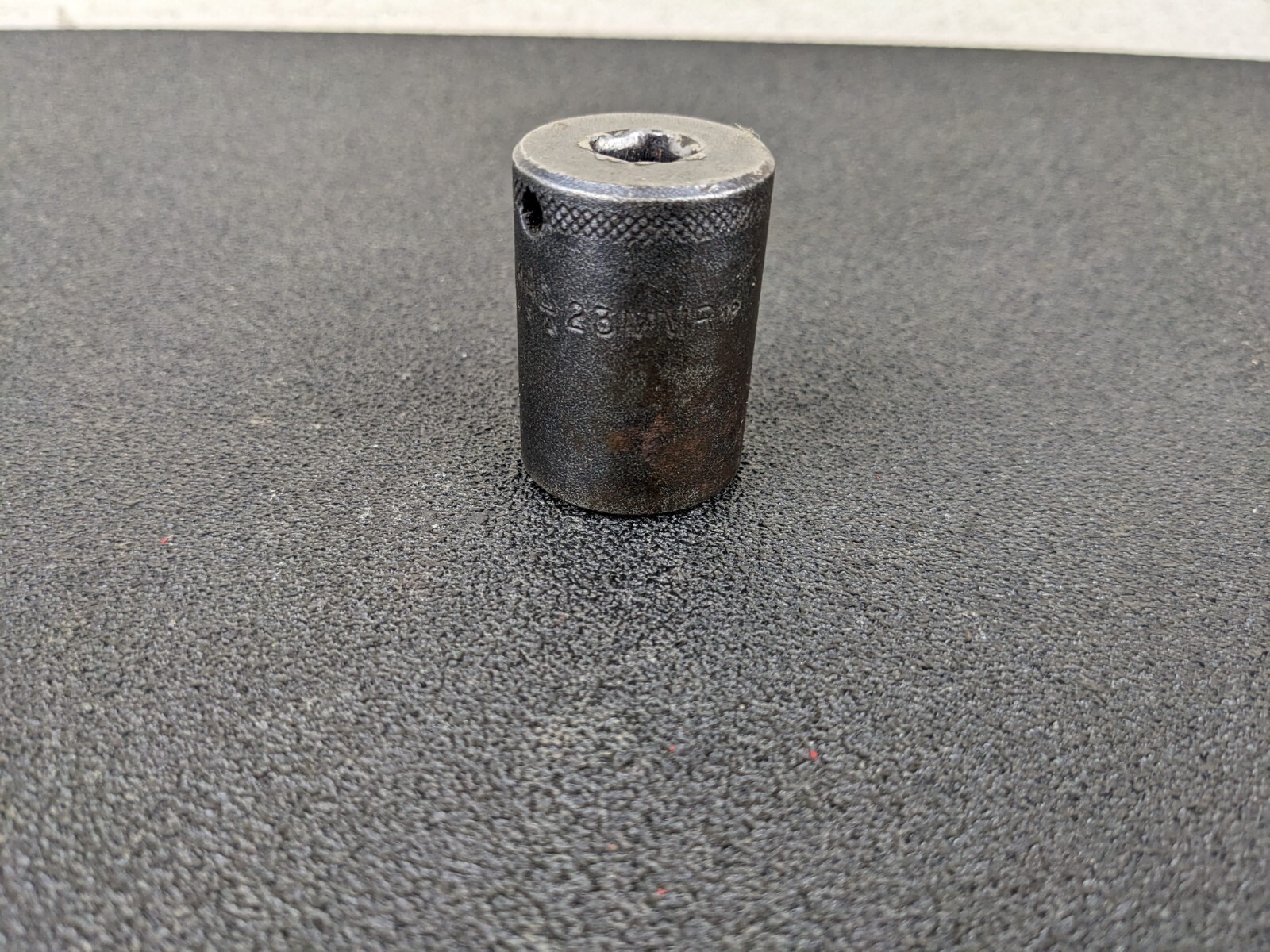 #bj673 Mac Tools 23mm Intermediate Impact Socket 3/8” Drive – 6-Point XIP623MMR