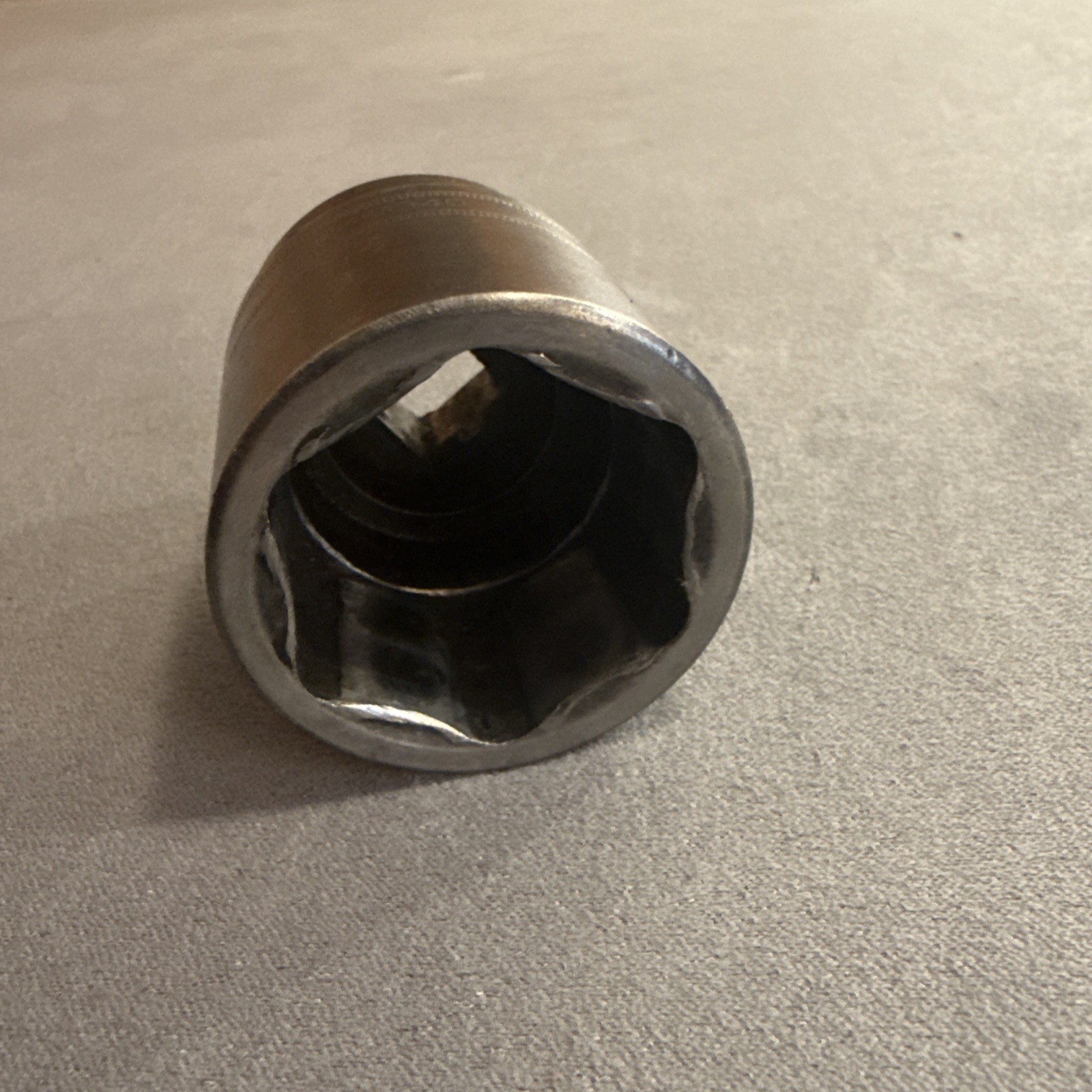 Snap-on Tools USA 1/2″ Drive 34mm Metric 6pt Shallow Impact Socket IMM340