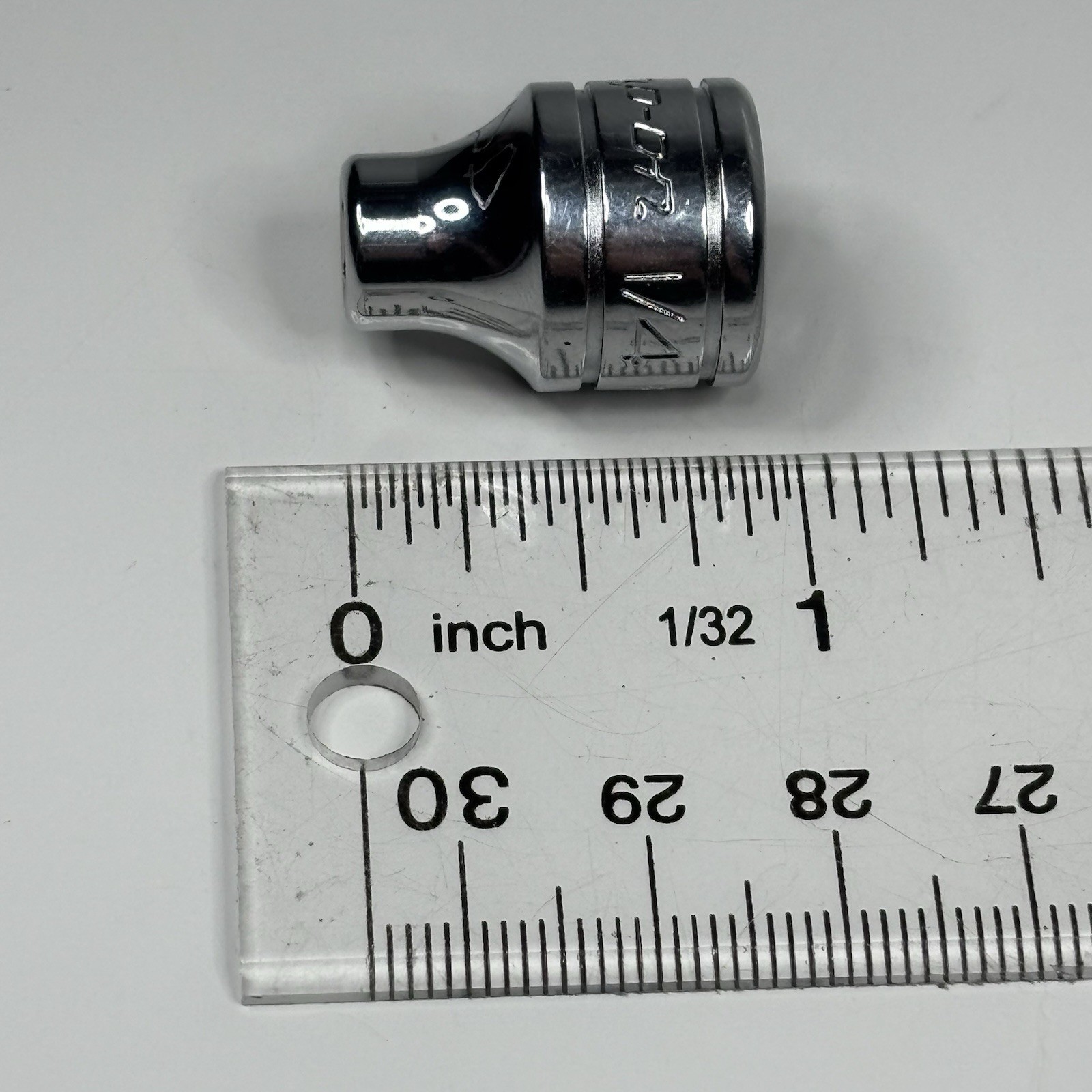 Snap On Tools FS081 3/8 Dr 6Pt SAE 1/4 Flank Dr Shallow Chrome Socket USA 2001