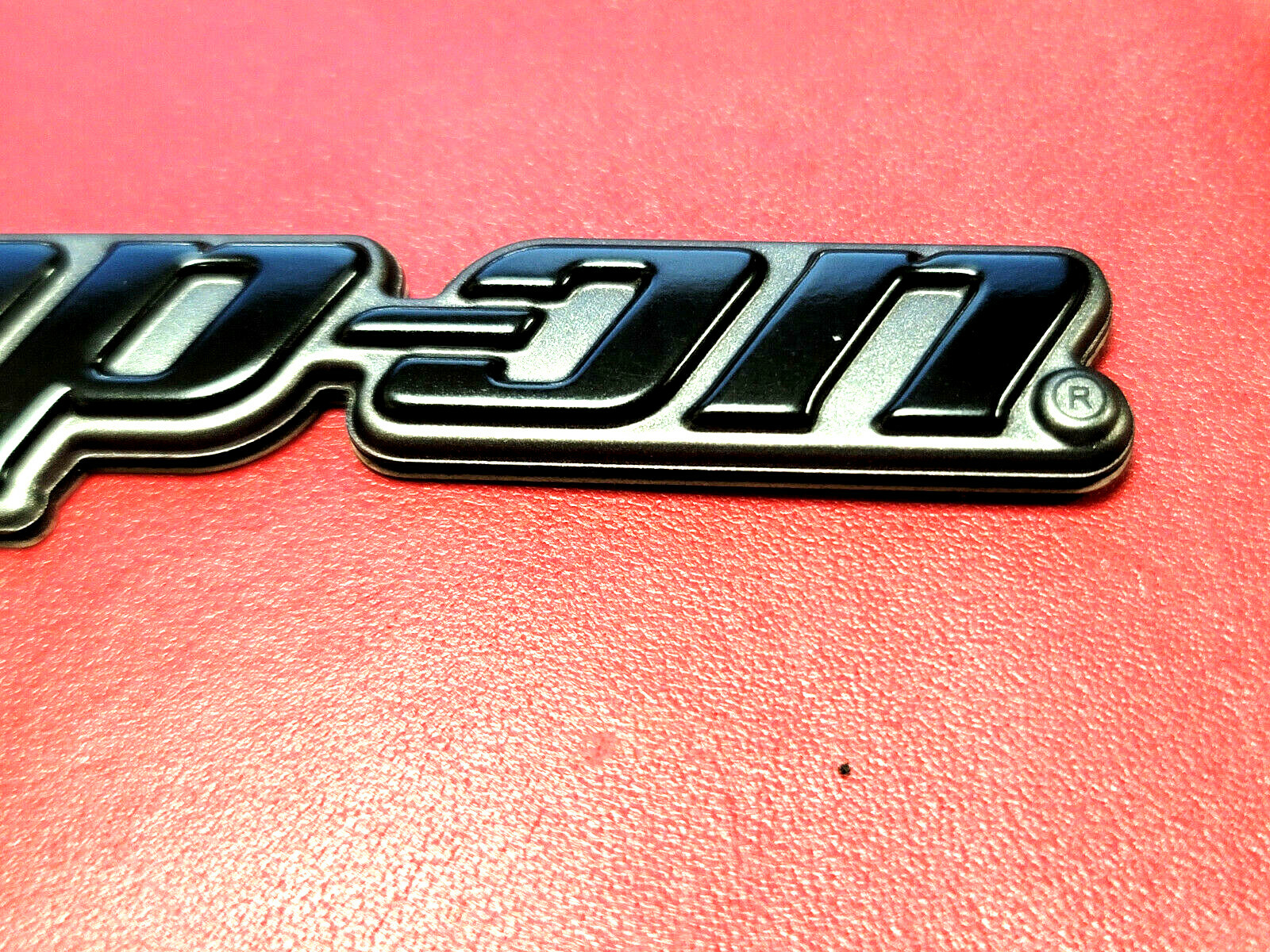NEW SNAP-ON ™ ORIGINAL LOGO SHORT BOX CART 3D ROLL CAB BLACK BADGE EMBLEM DECAL
