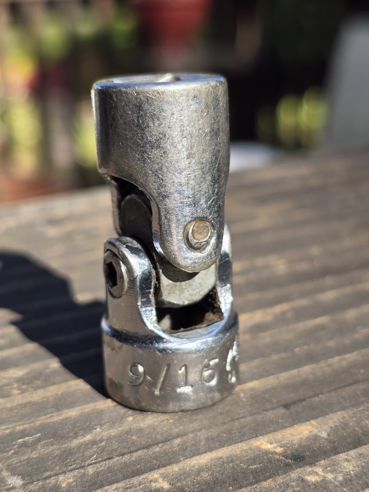 MAC Tools 9/16″ Swivel Socket 6 Point 3/8″ Drive XU186 USA