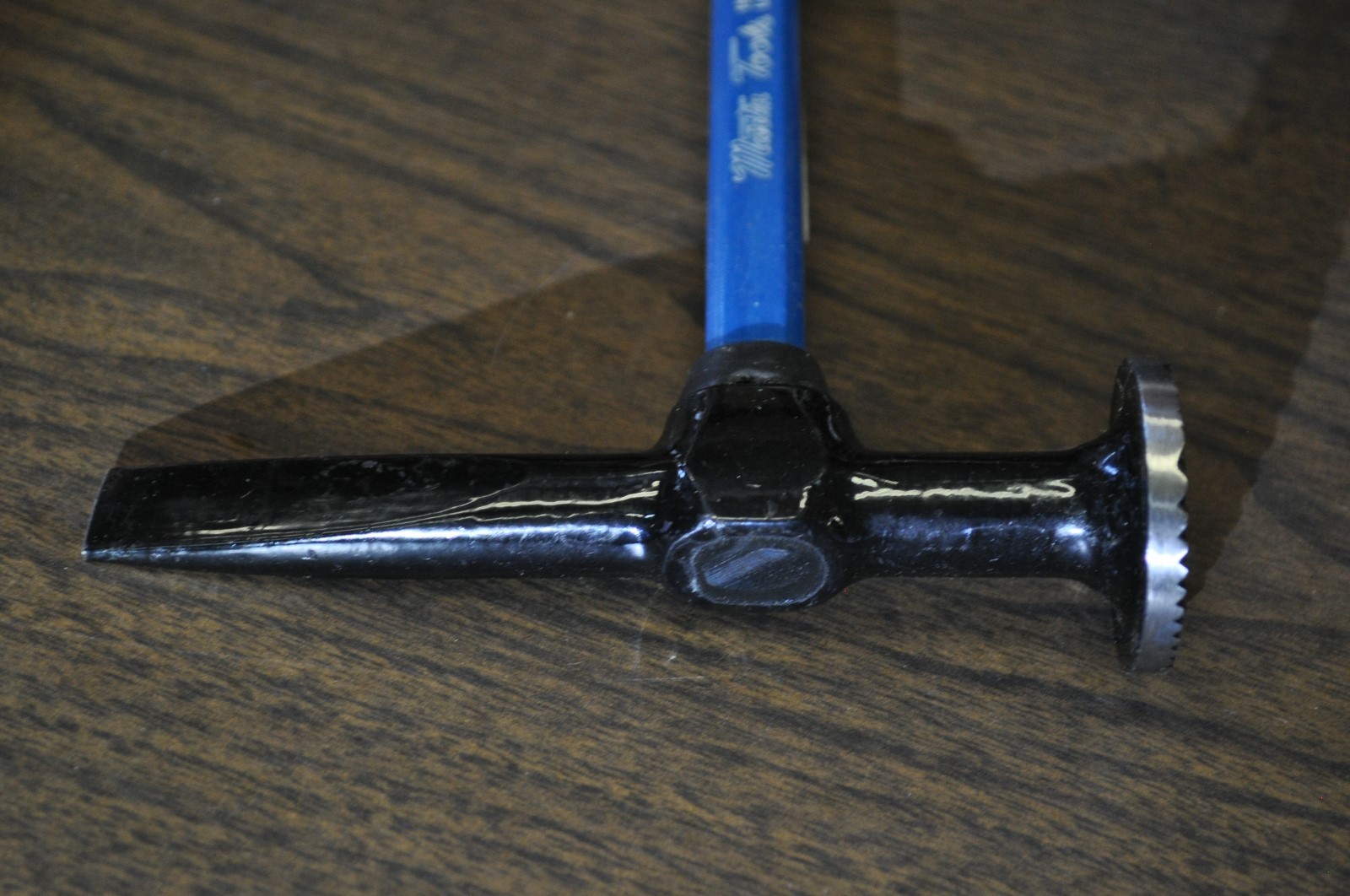 Martin Tool 154SFG Auto body Shrinking Hammer Vertical Chisel Fiberglass Handle