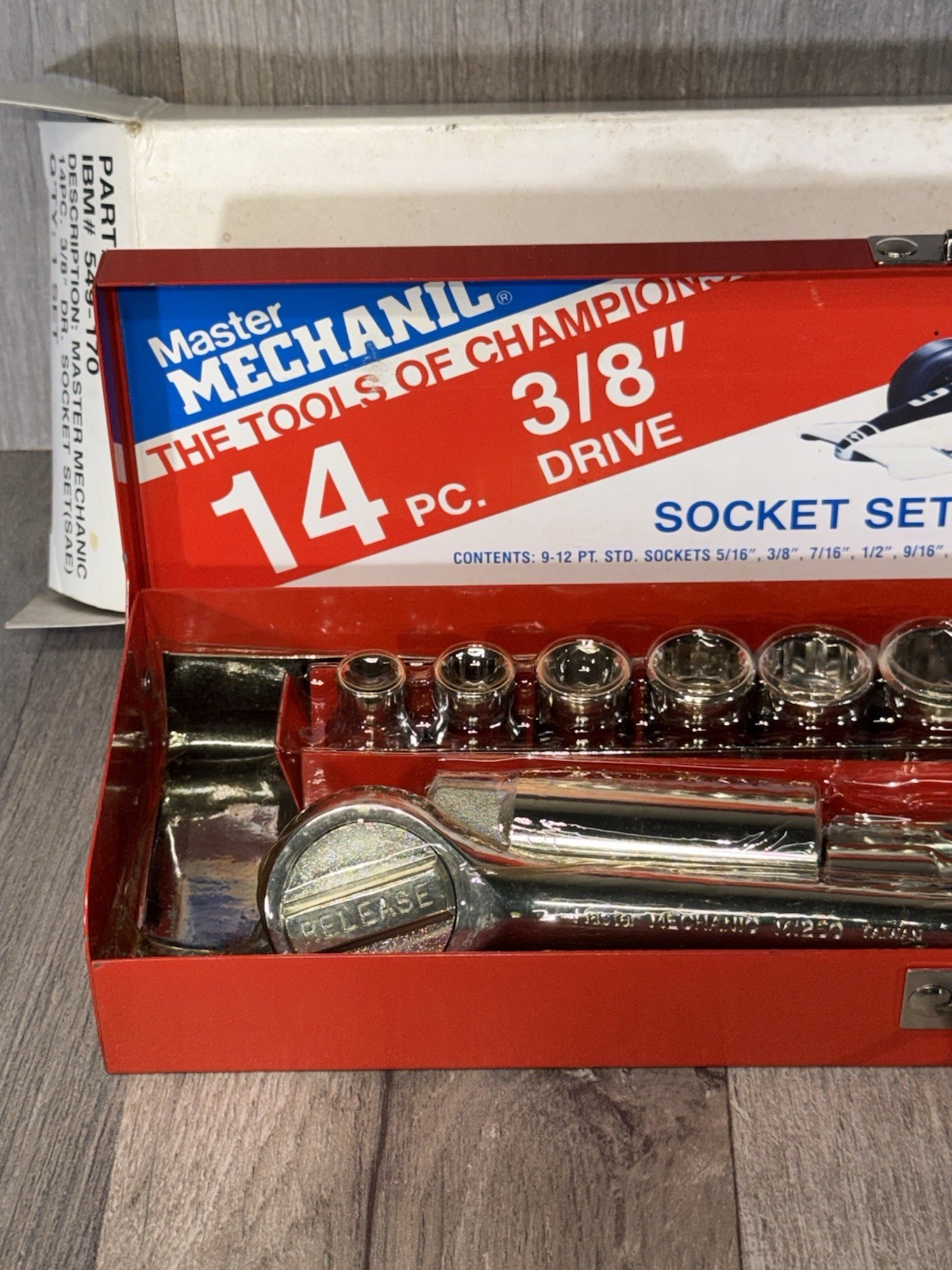 Vintage Master Mechanic 1/2″ Drive Socket Wrench Set – 12 Pieces Made in Taiwan