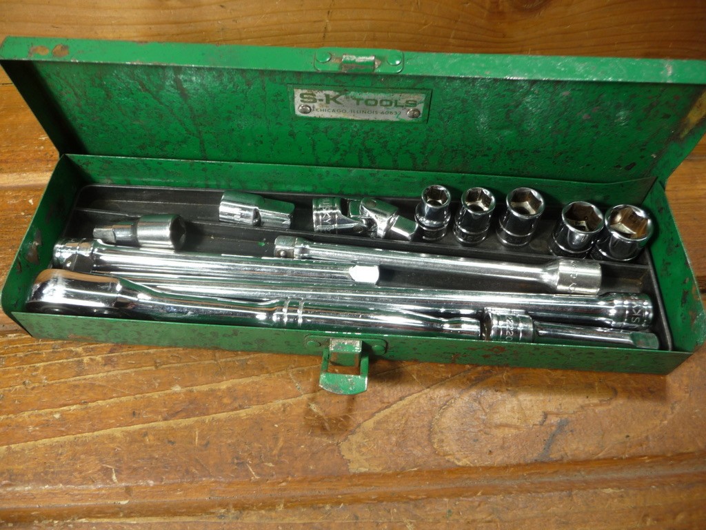 SK Tools Box w Husky 3/8 in. Drive Ratchet and Socket Set