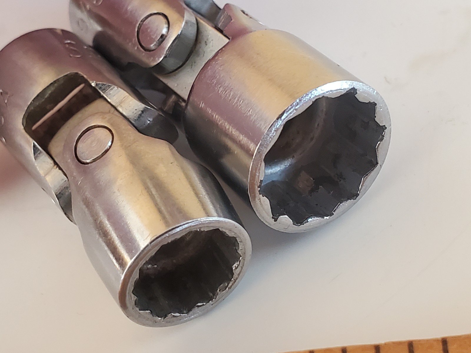 Snap-On 3/8″ Drive FVU 14 – 7/16″ & FVU 18 – 9/16” Swivel Socket 12 Point