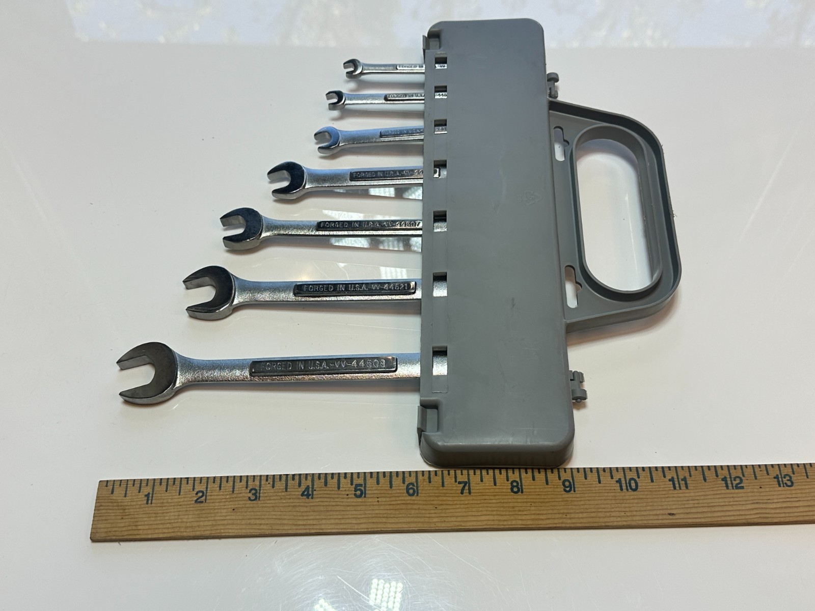 NOS Craftsman USA VV Series 7pc Metric Open-End Wrench Set (6mm – 19mm), Carrier