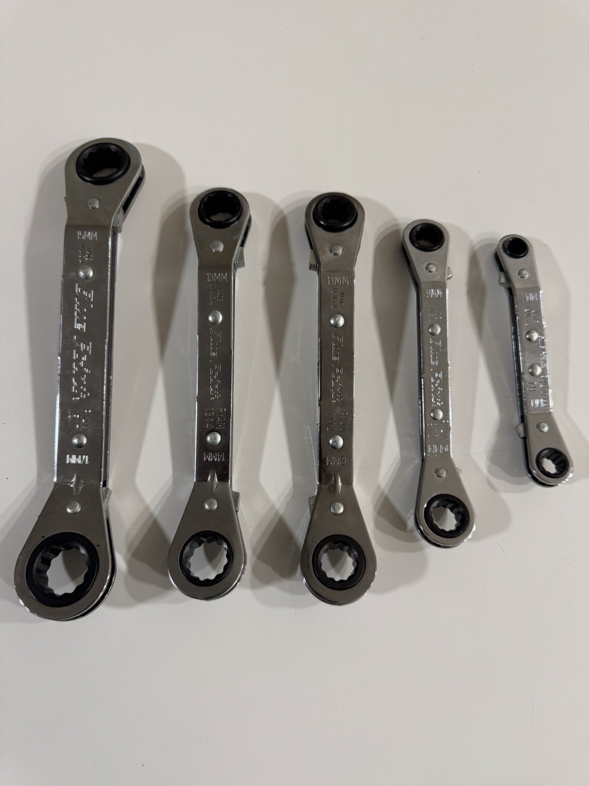 Blue-Point 12 Points metric offset ratcheting wrench 5pc set. 7mm -17mm USA